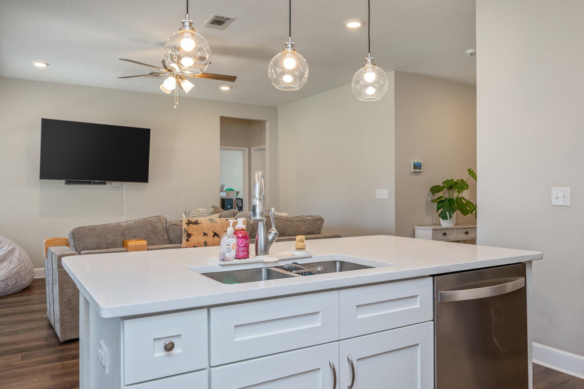 Overlook at Chestnut Ridge - Residential Lease