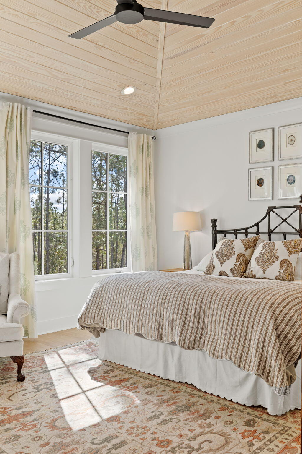 HIDDEN GROVE - Residential Lease