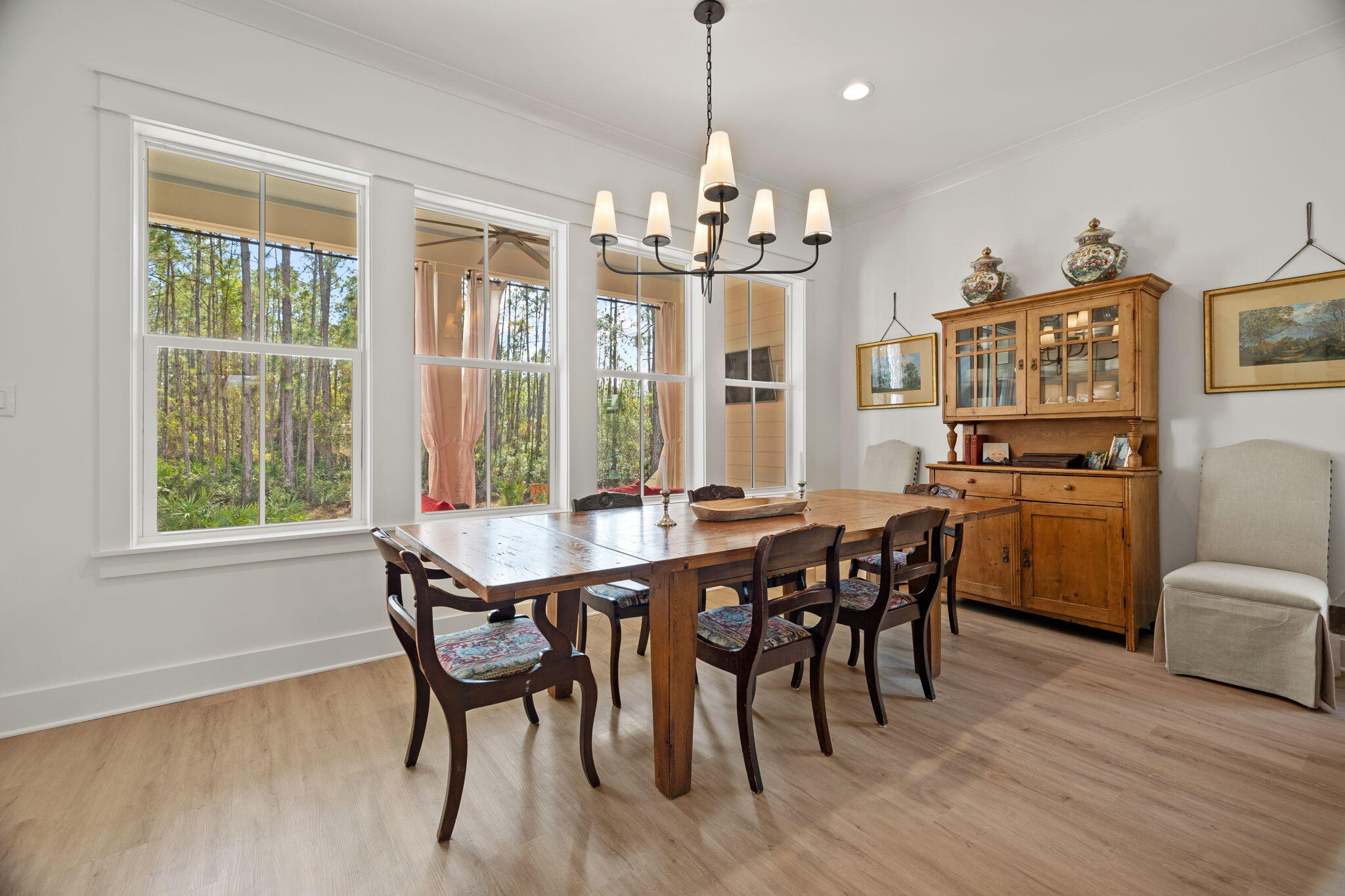 HIDDEN GROVE - Residential Lease