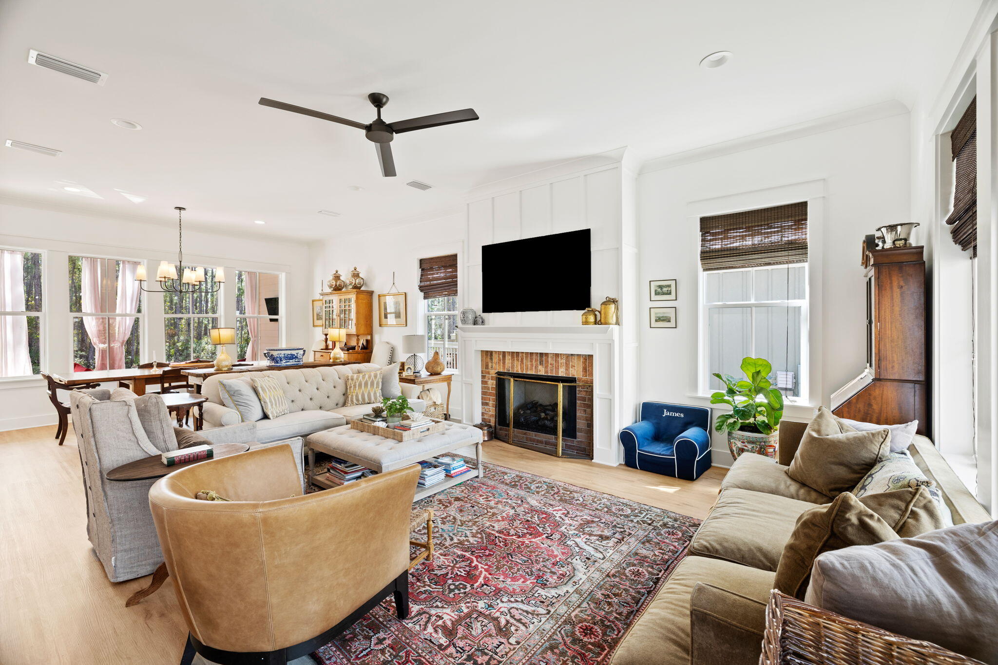 HIDDEN GROVE - Residential Lease