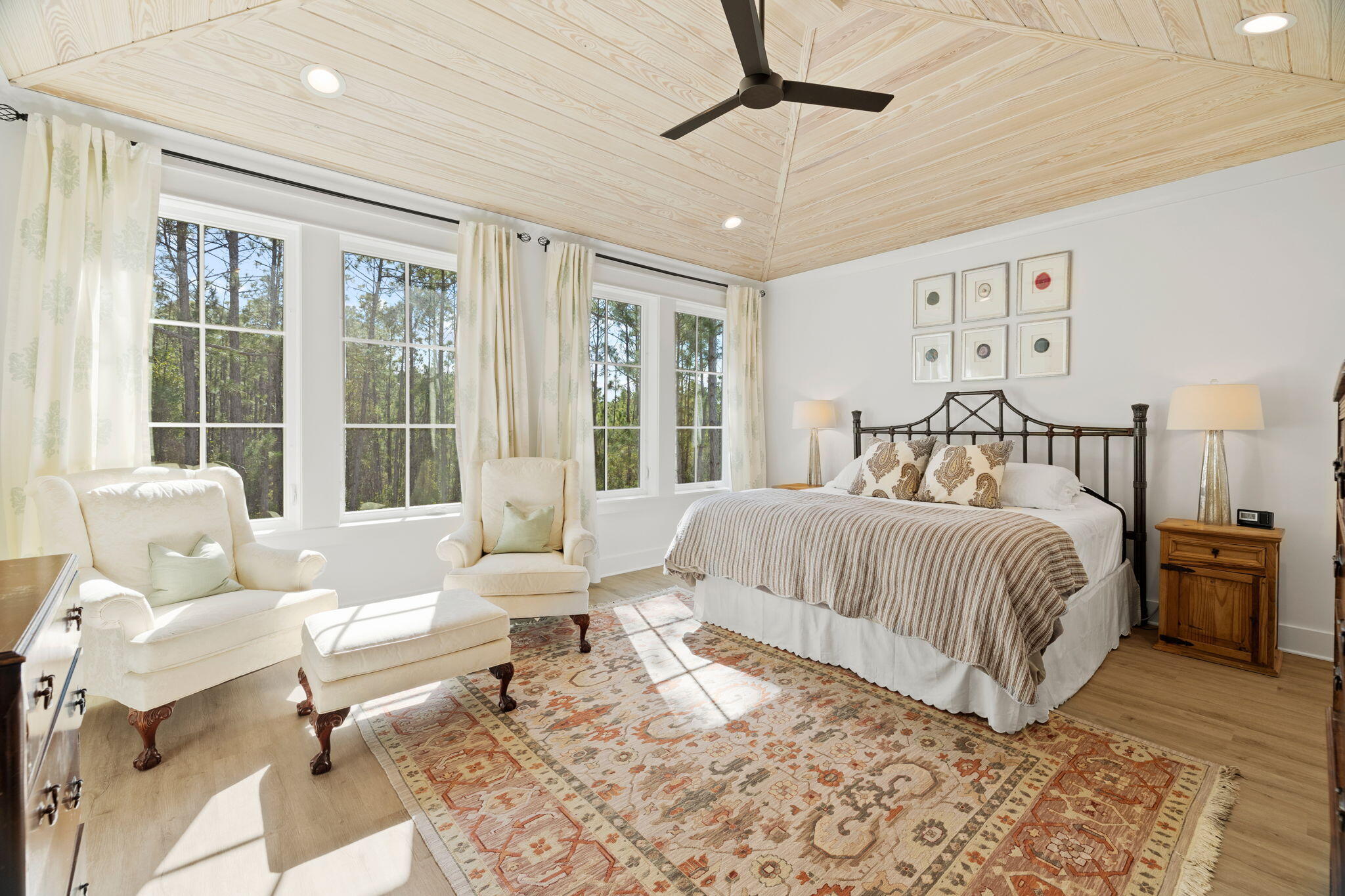 HIDDEN GROVE - Residential Lease