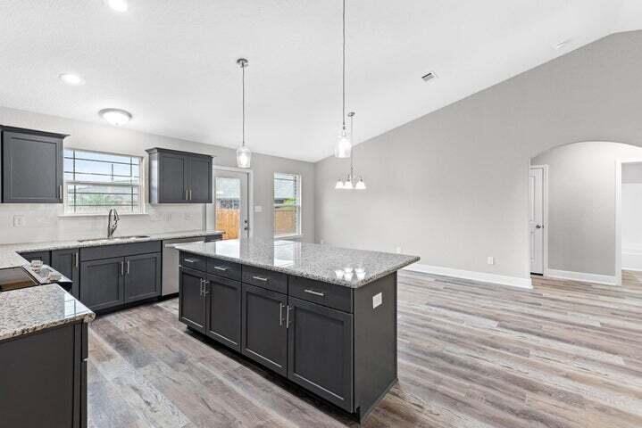 SEABREEZE VILLAS - Residential
