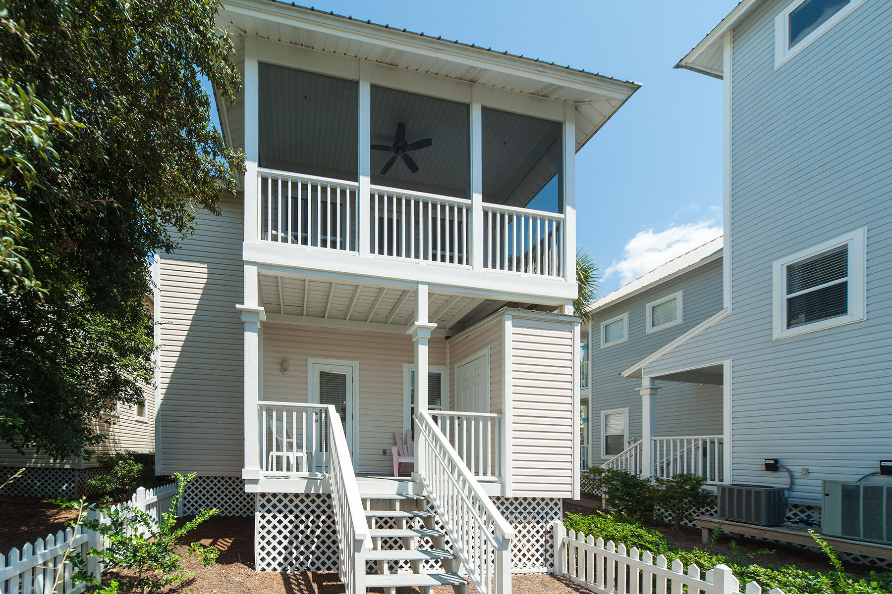 OLD FLORIDA COTTAGES - Residential