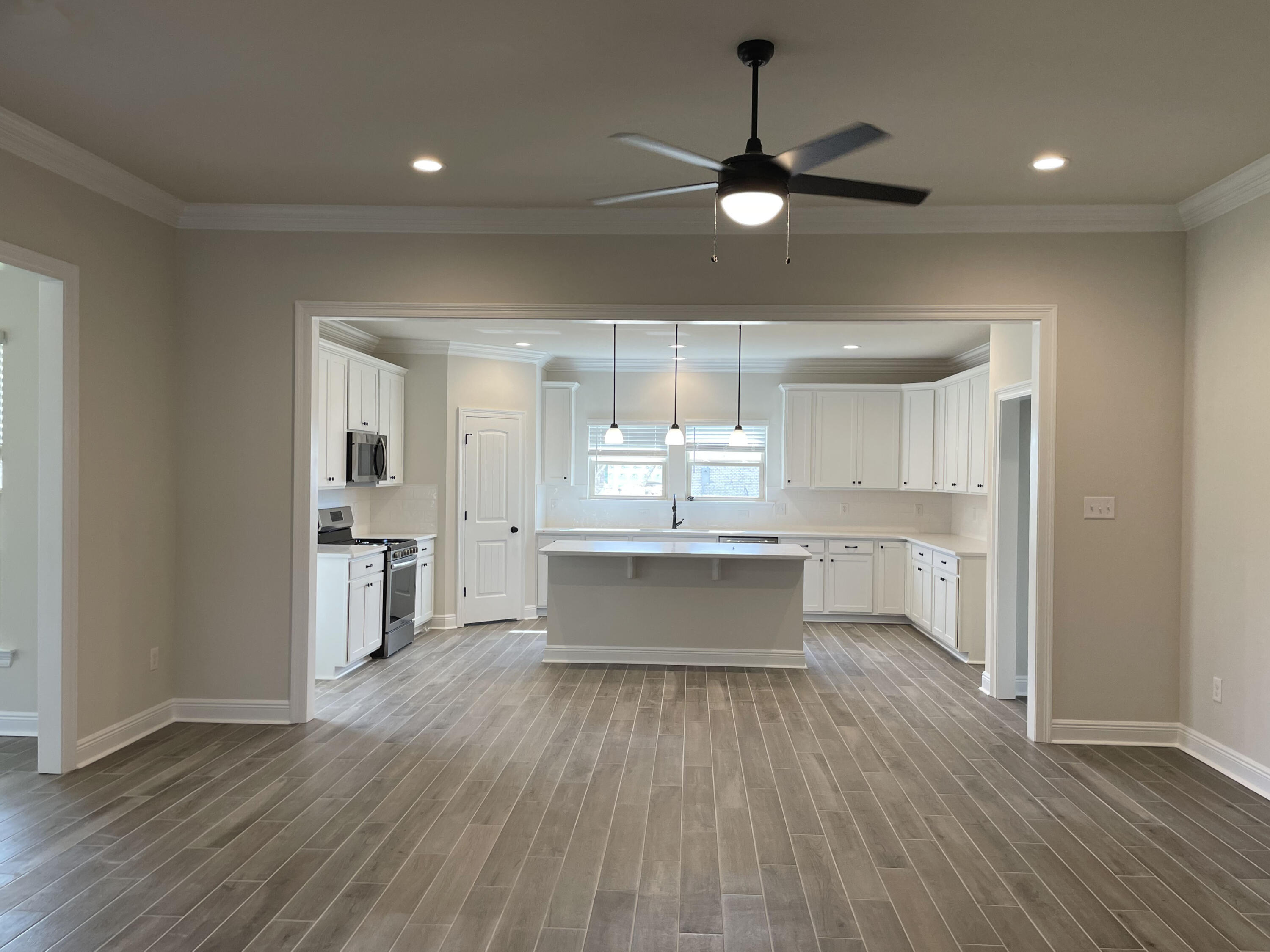 THE BLUFFS AT LAFAYETTE - Residential