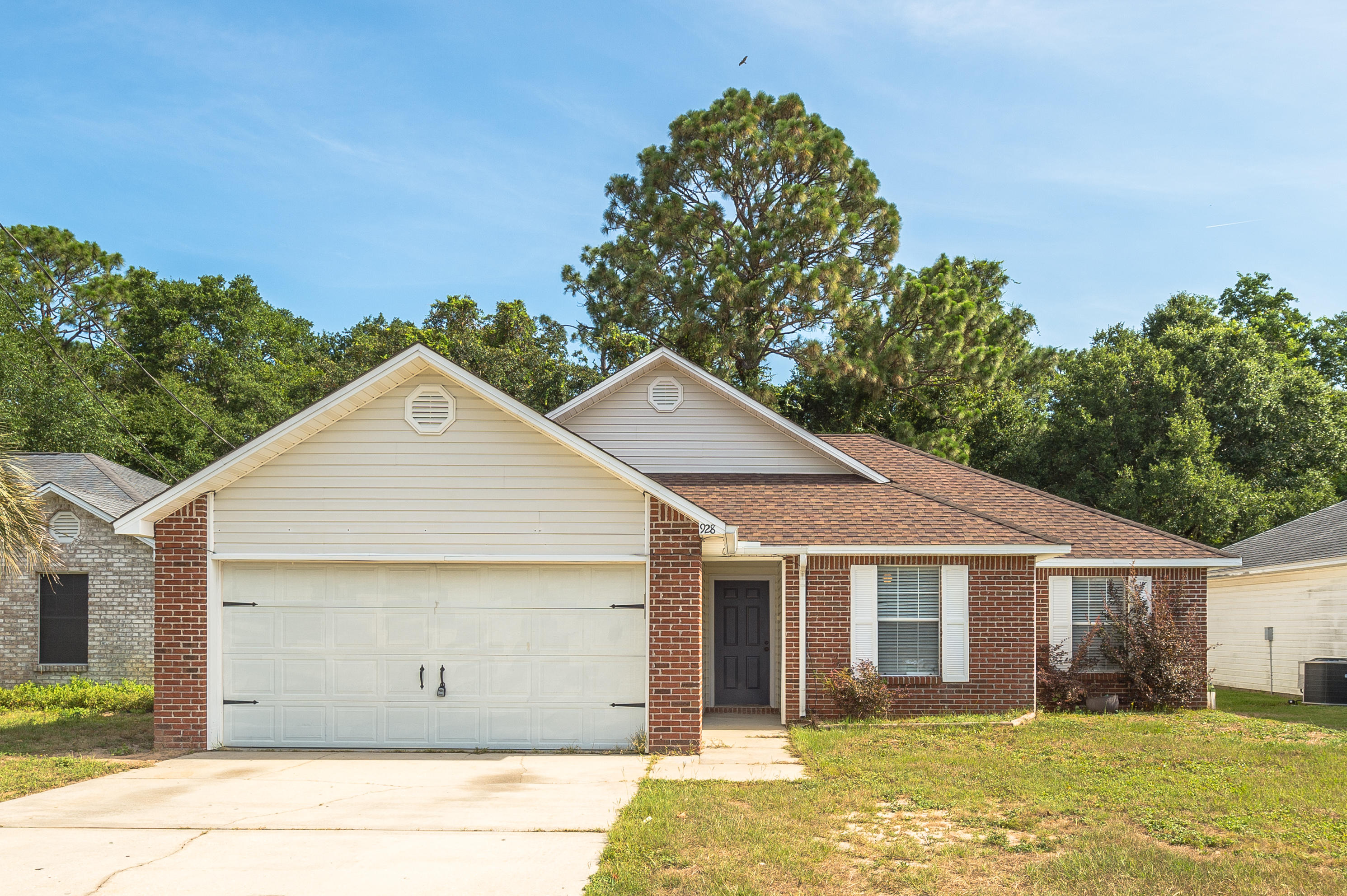 Stop the search! Your Home has just been found! This 3 bedroom, 2 bath home includes a large family living space with fireplace over looking a privately fenced yard, neutral paint colors, granite kitchen counters, kitchen with pantry space and plenty of counter space for family cooking nights, and dining/breakfast nook to keep everyone together. Master bedroom with en-suite is just down the hall from the kids/guest bedrooms with their own full bath just across the hall. A 2 car garage holds your laundry connections and a new water heater! Roof is a 2014, and water heater is 2019. Start Living at Home! A 30 Year Transferable Warranty on Foundation is in place and would convey.