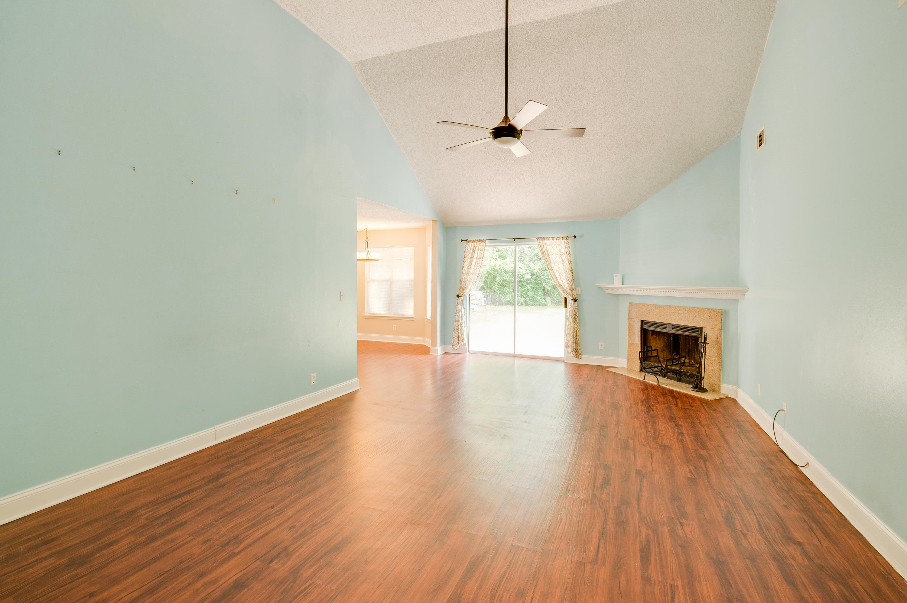 MILLS LANDING - Residential