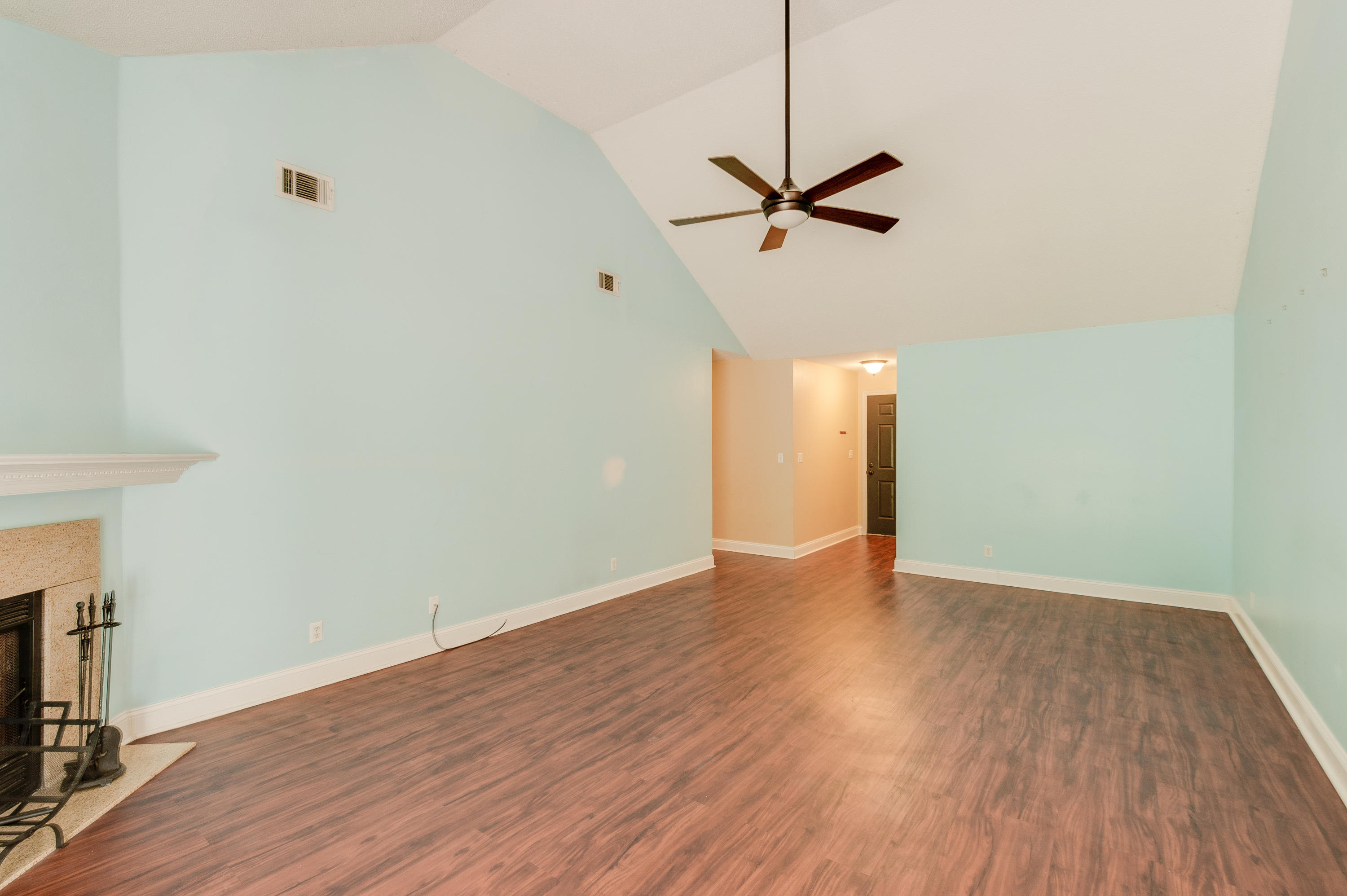 MILLS LANDING - Residential