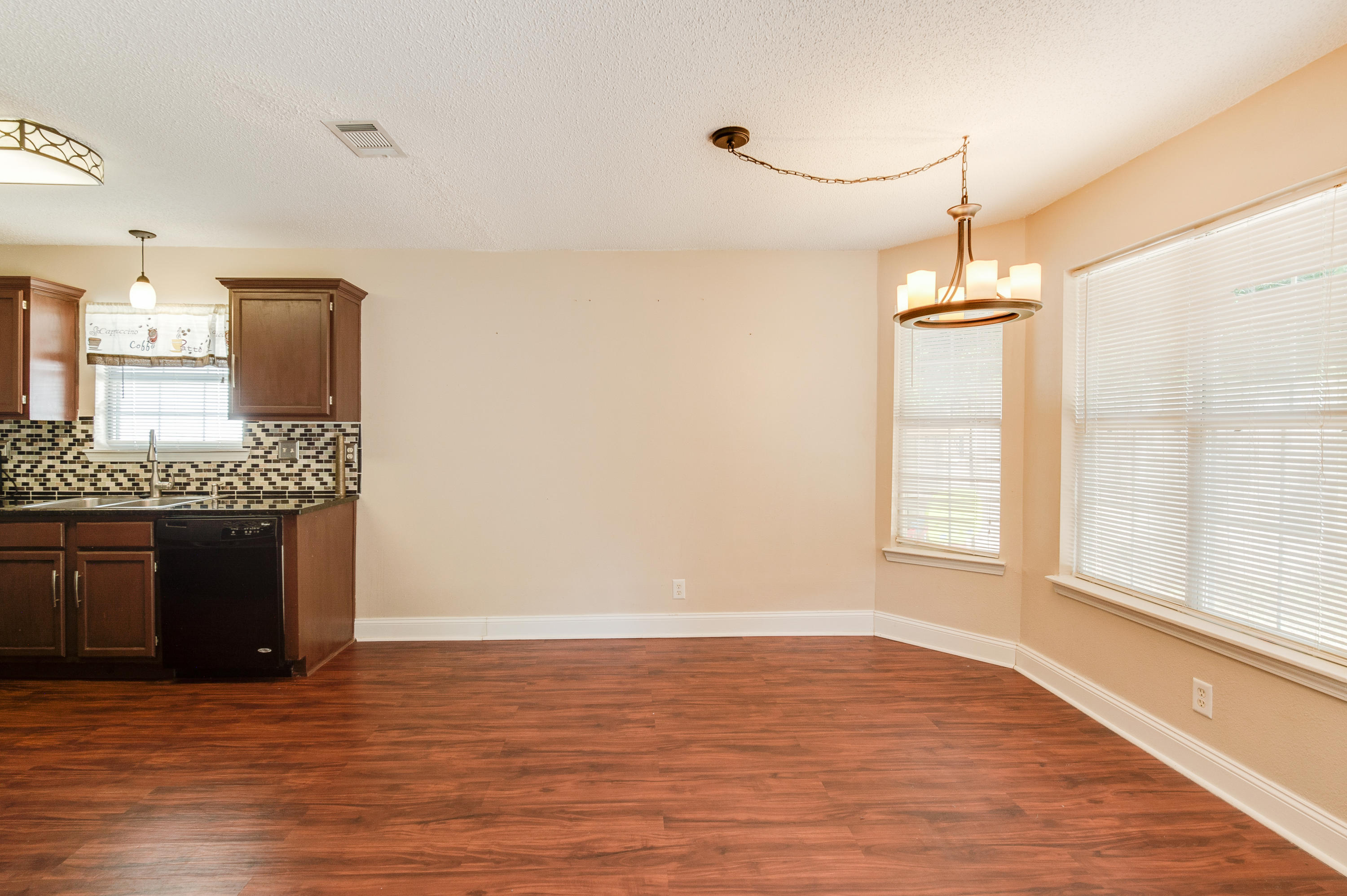 MILLS LANDING - Residential