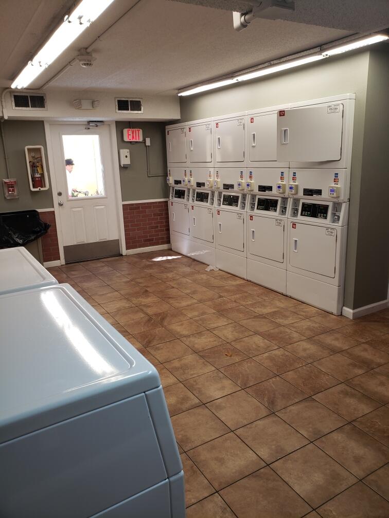 CEDARS CONDO - Residential