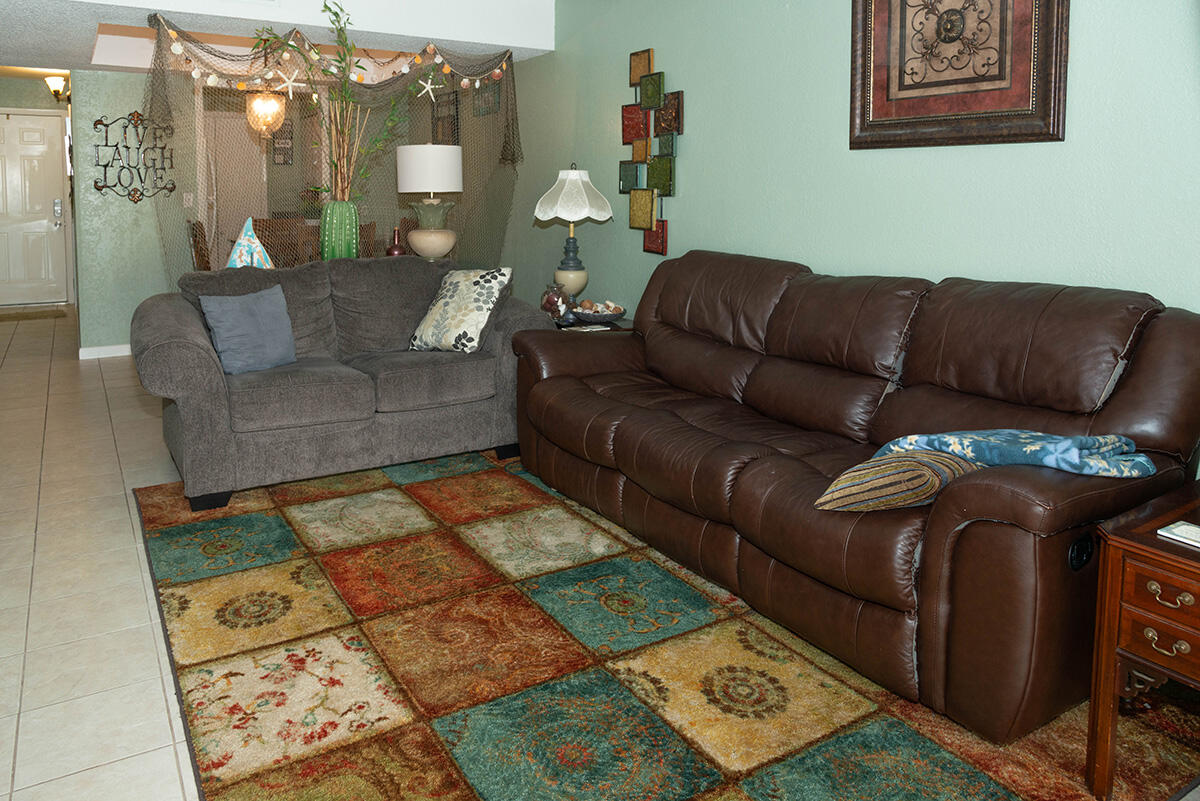 CEDARS CONDO - Residential