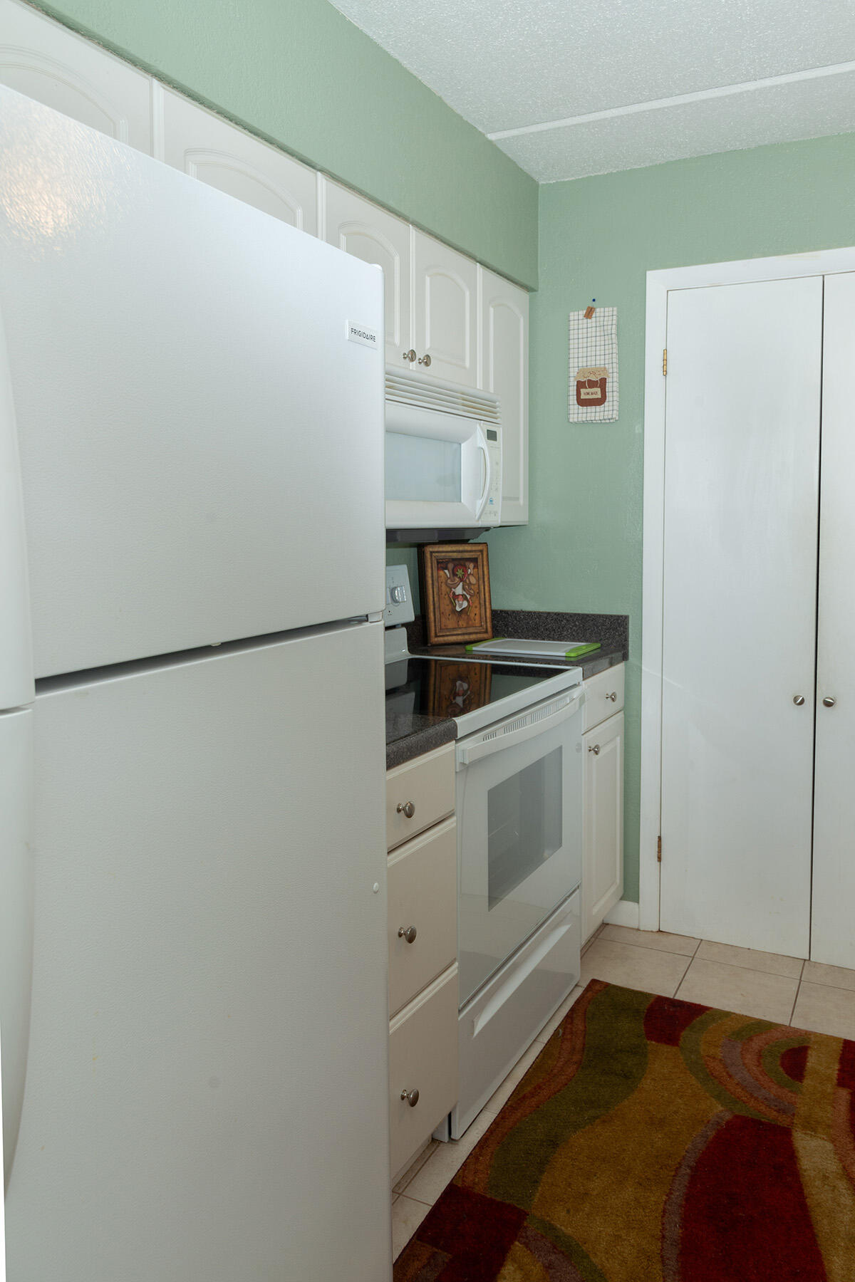 CEDARS CONDO - Residential