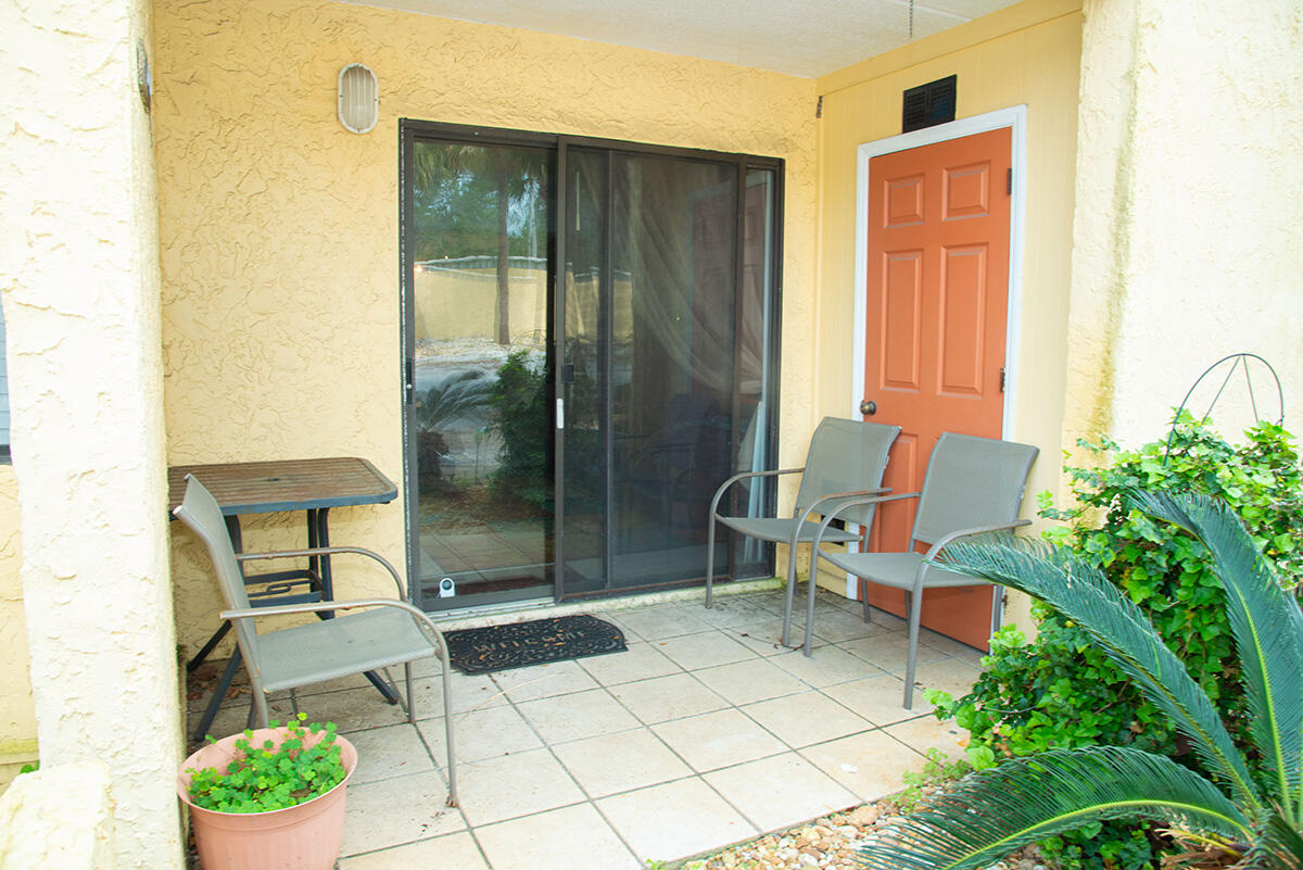 CEDARS CONDO - Residential