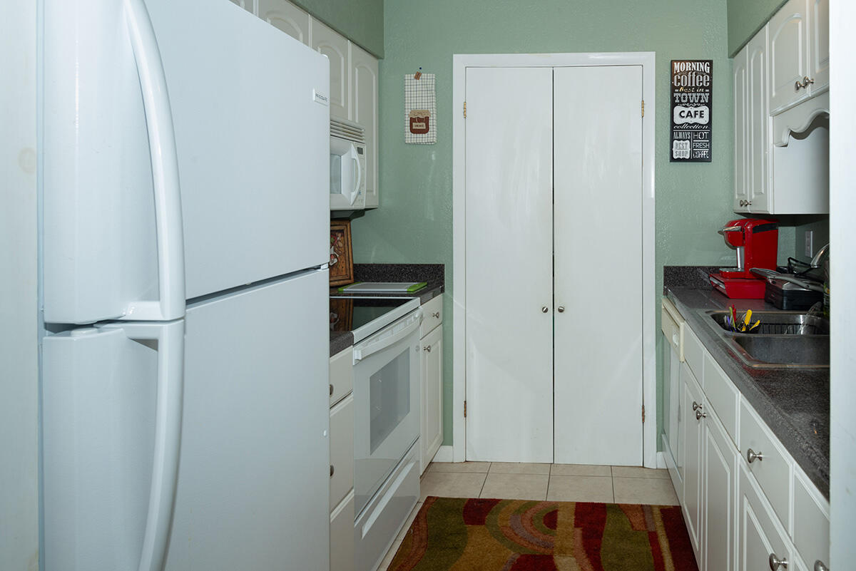 CEDARS CONDO - Residential