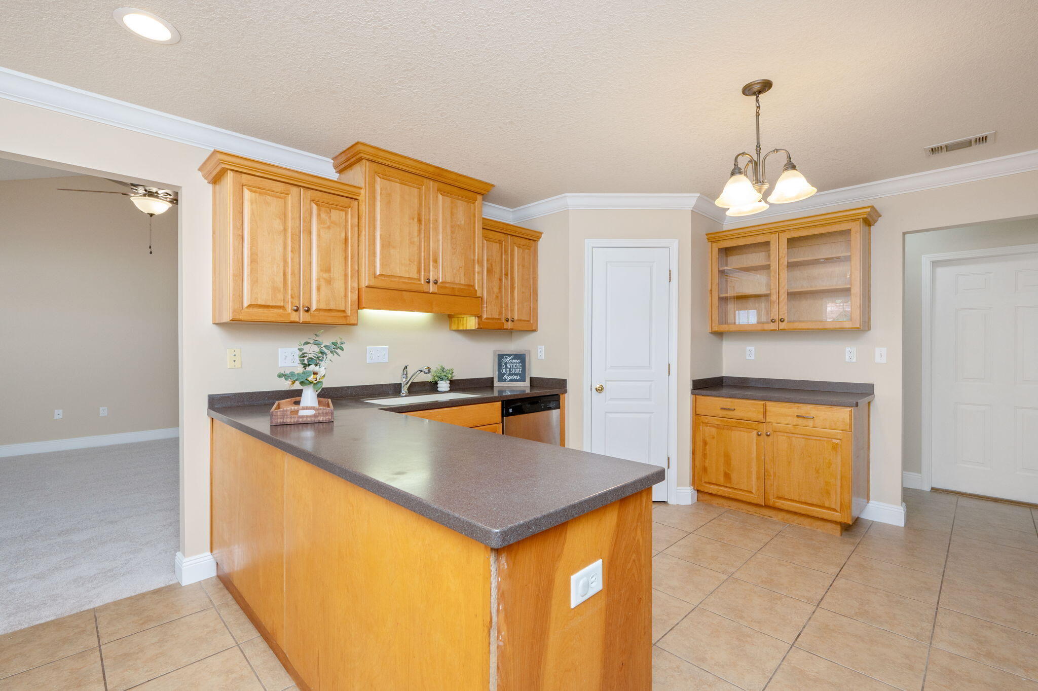 HERITAGE HILLS UNIT 1 - Residential