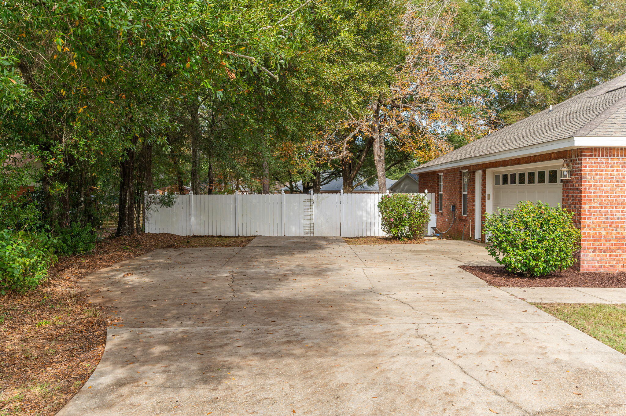 HERITAGE HILLS UNIT 1 - Residential