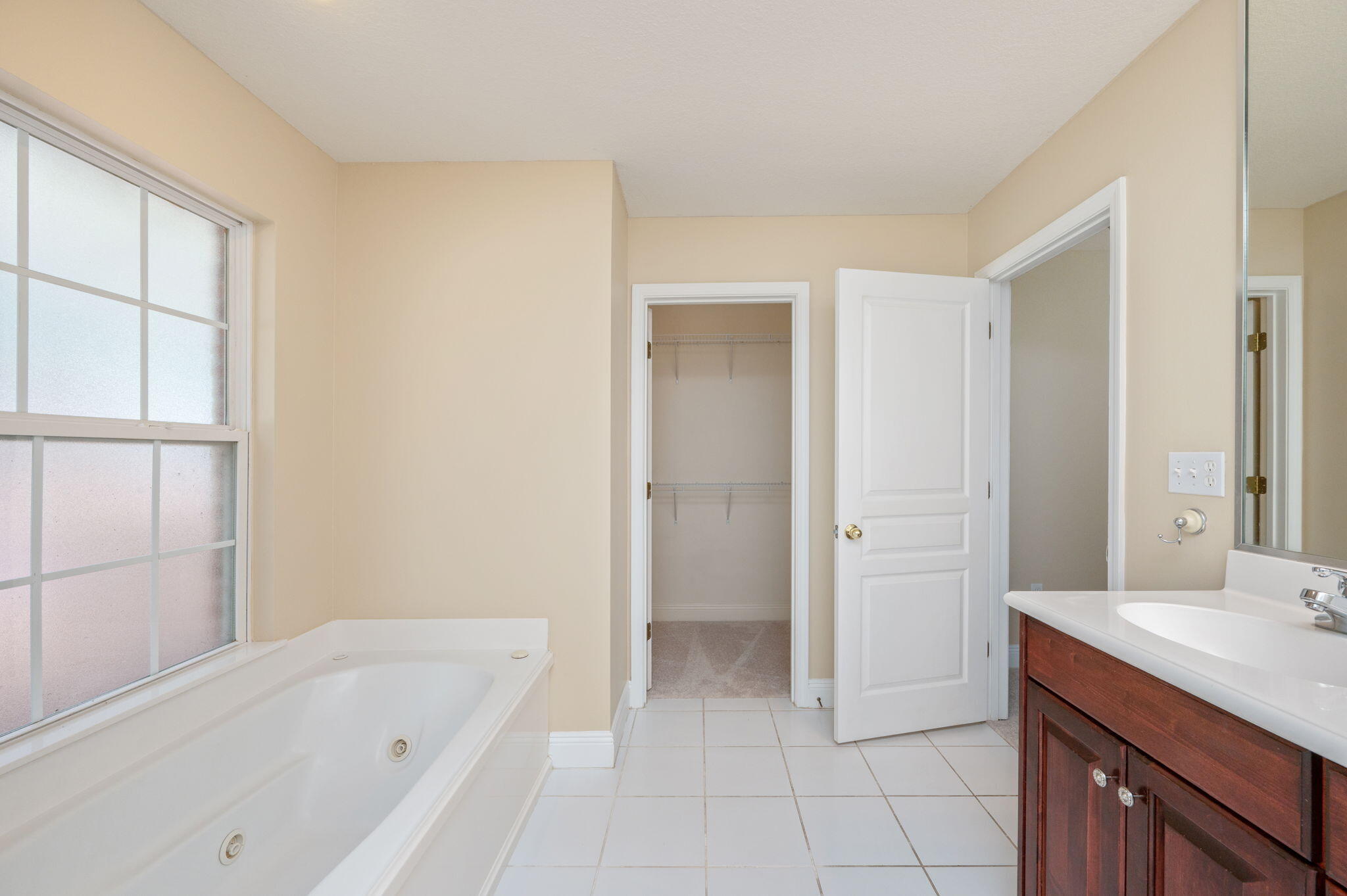 HERITAGE HILLS UNIT 1 - Residential