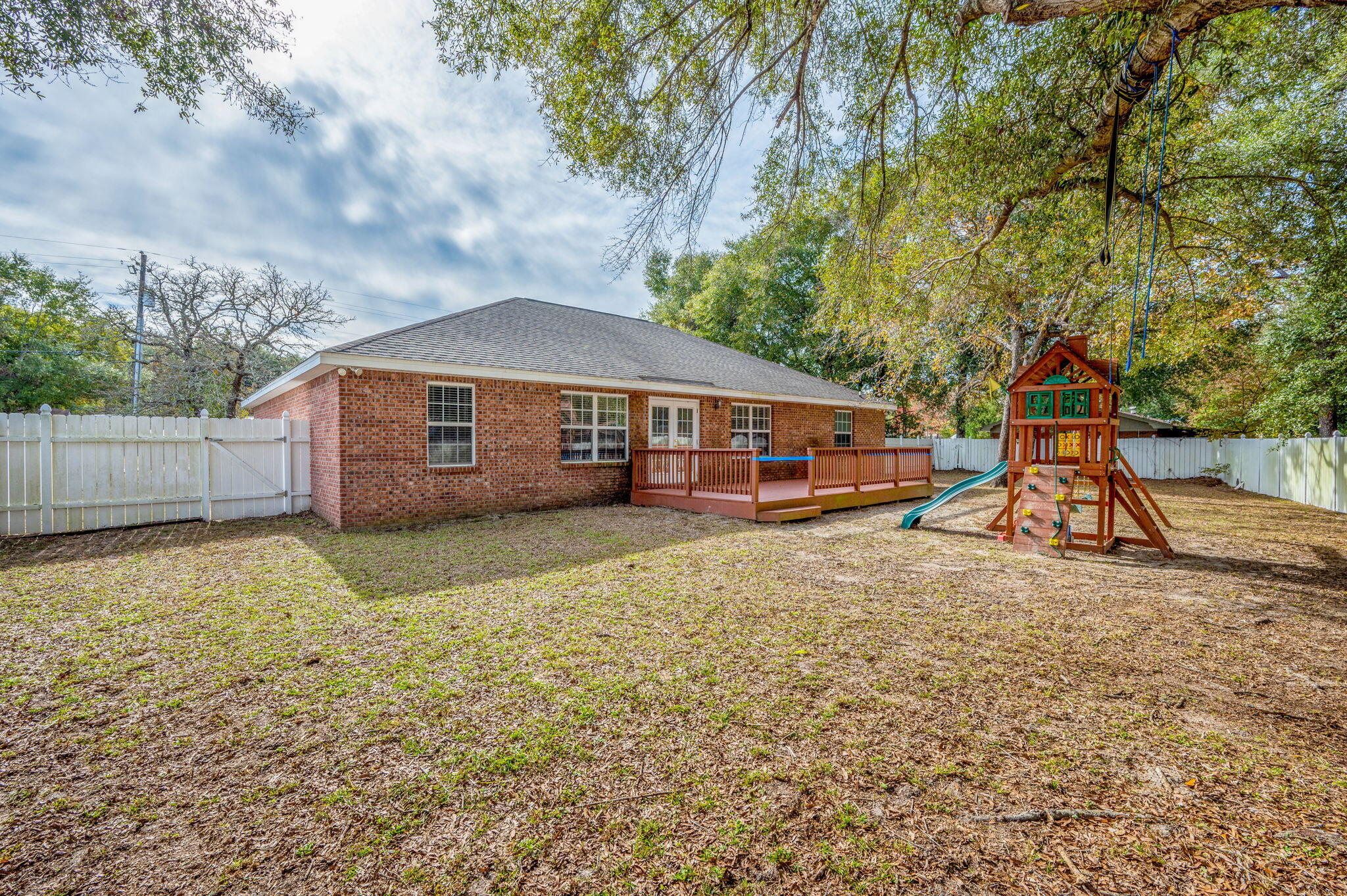 HERITAGE HILLS UNIT 1 - Residential