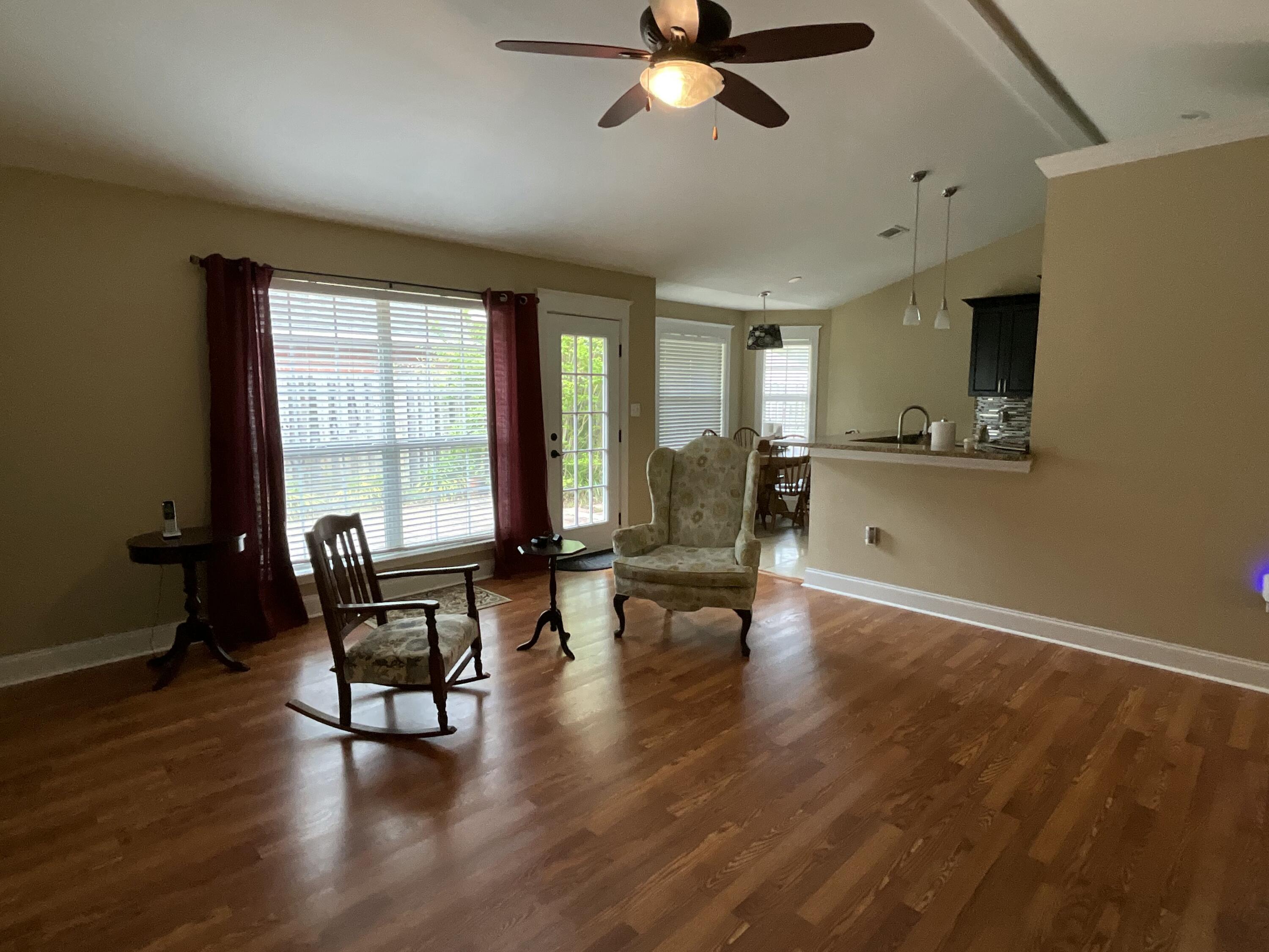HIDDEN PINES S/D - Residential