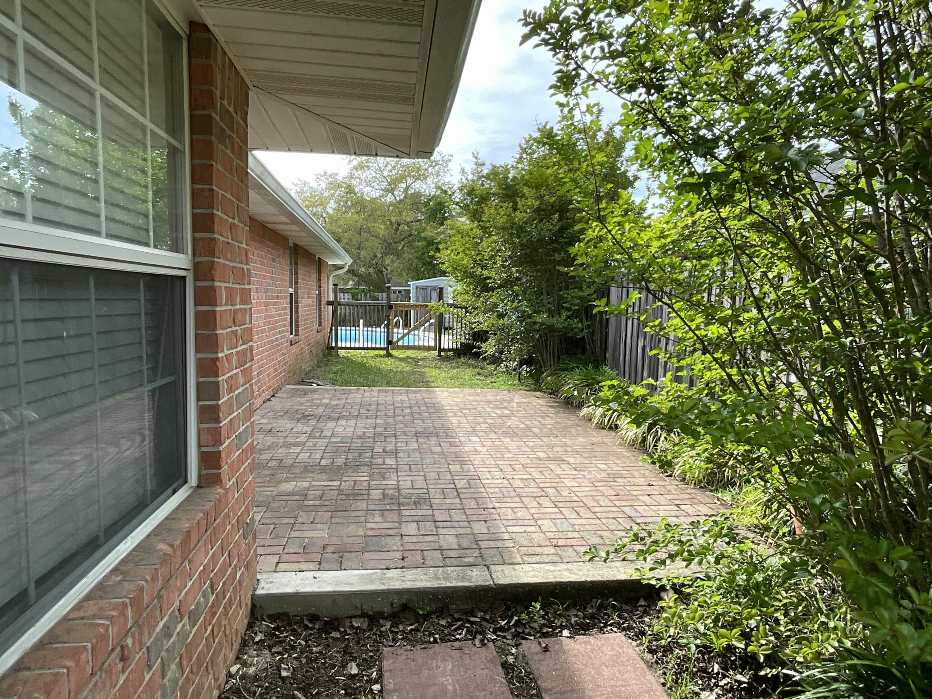 HIDDEN PINES S/D - Residential