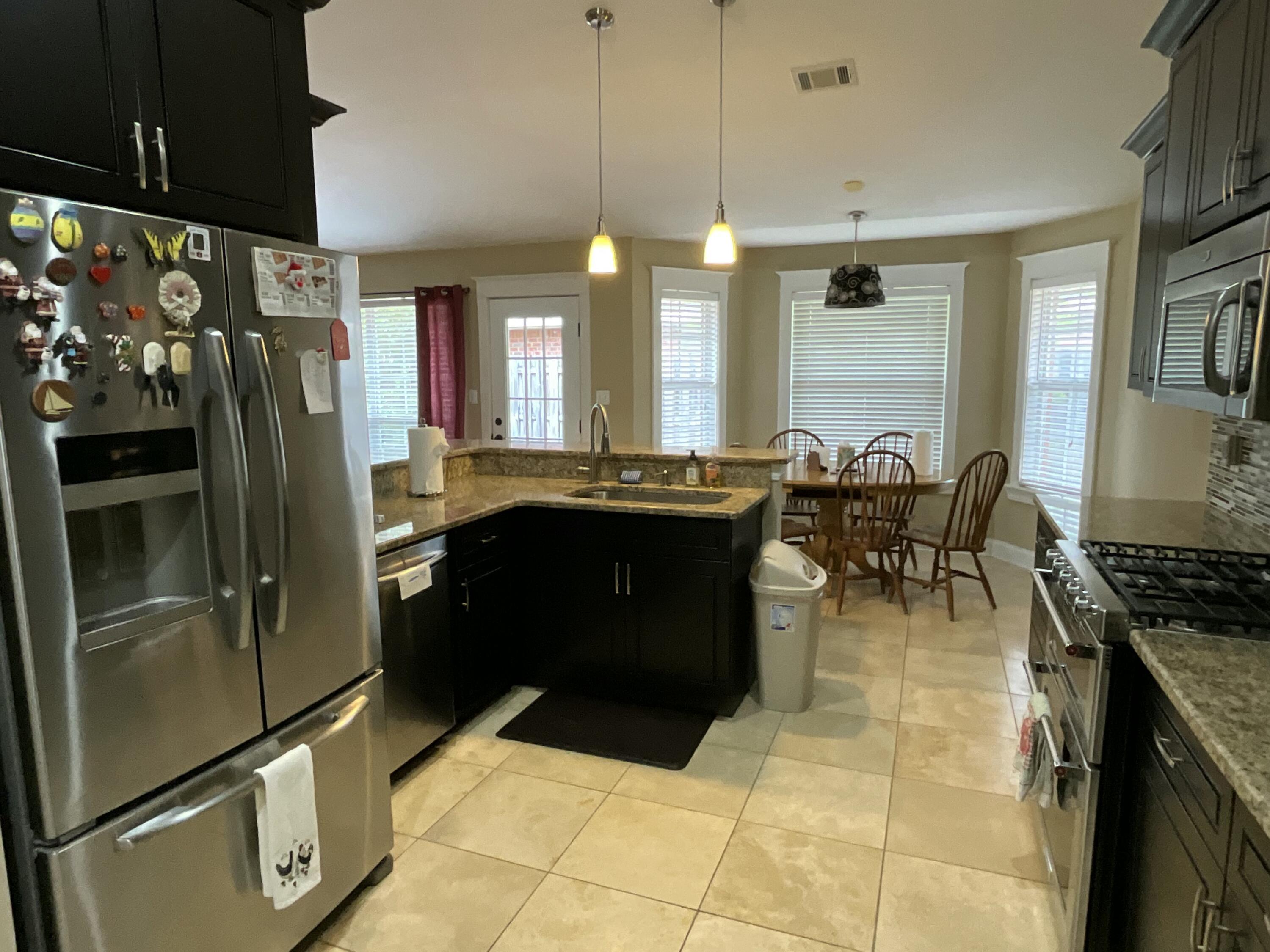 HIDDEN PINES S/D - Residential