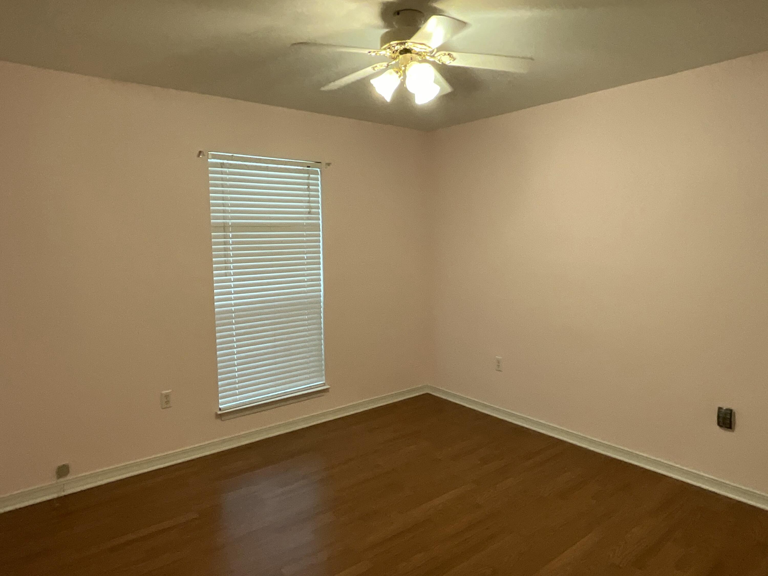 HIDDEN PINES S/D - Residential