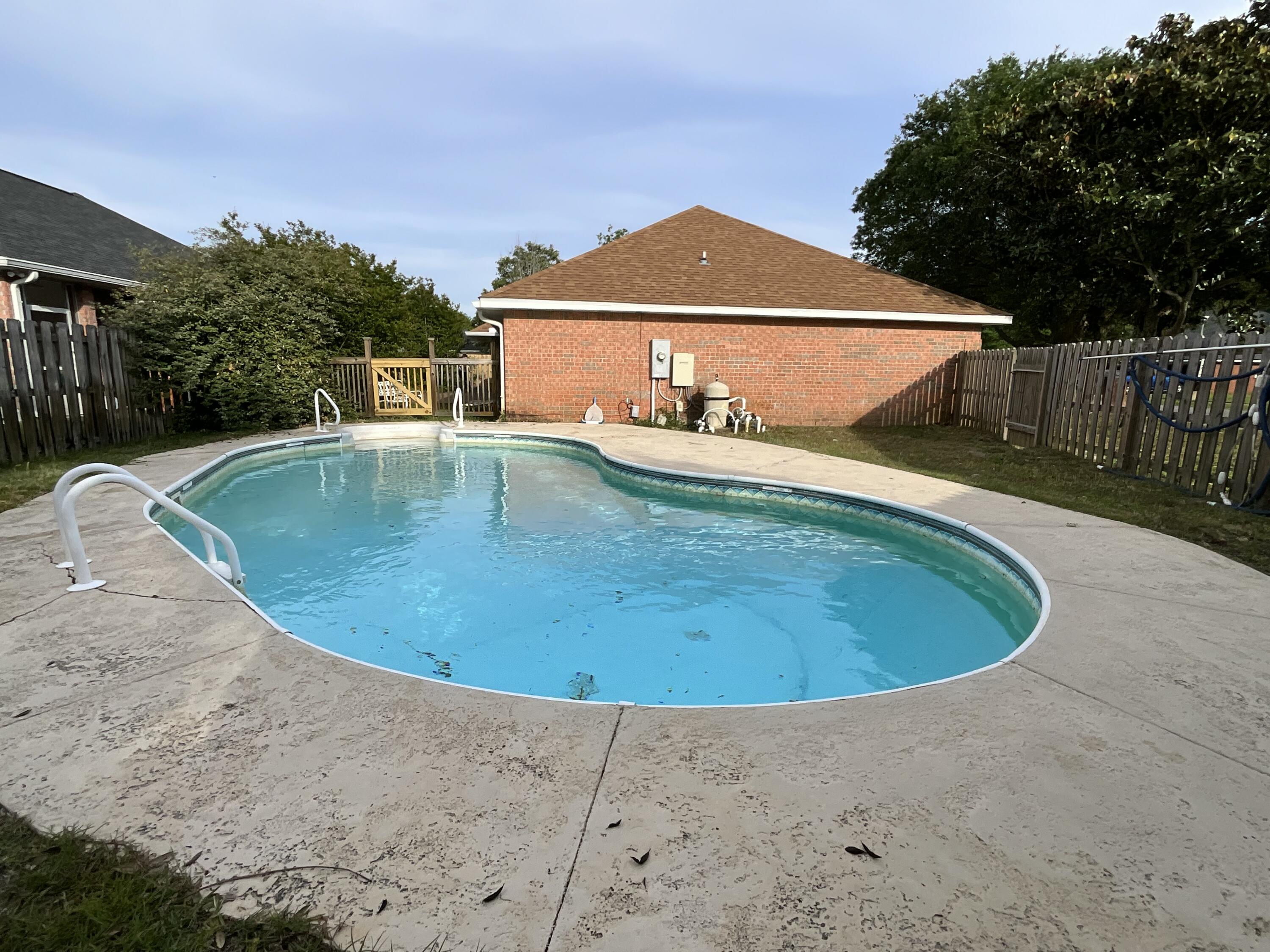 HIDDEN PINES S/D - Residential