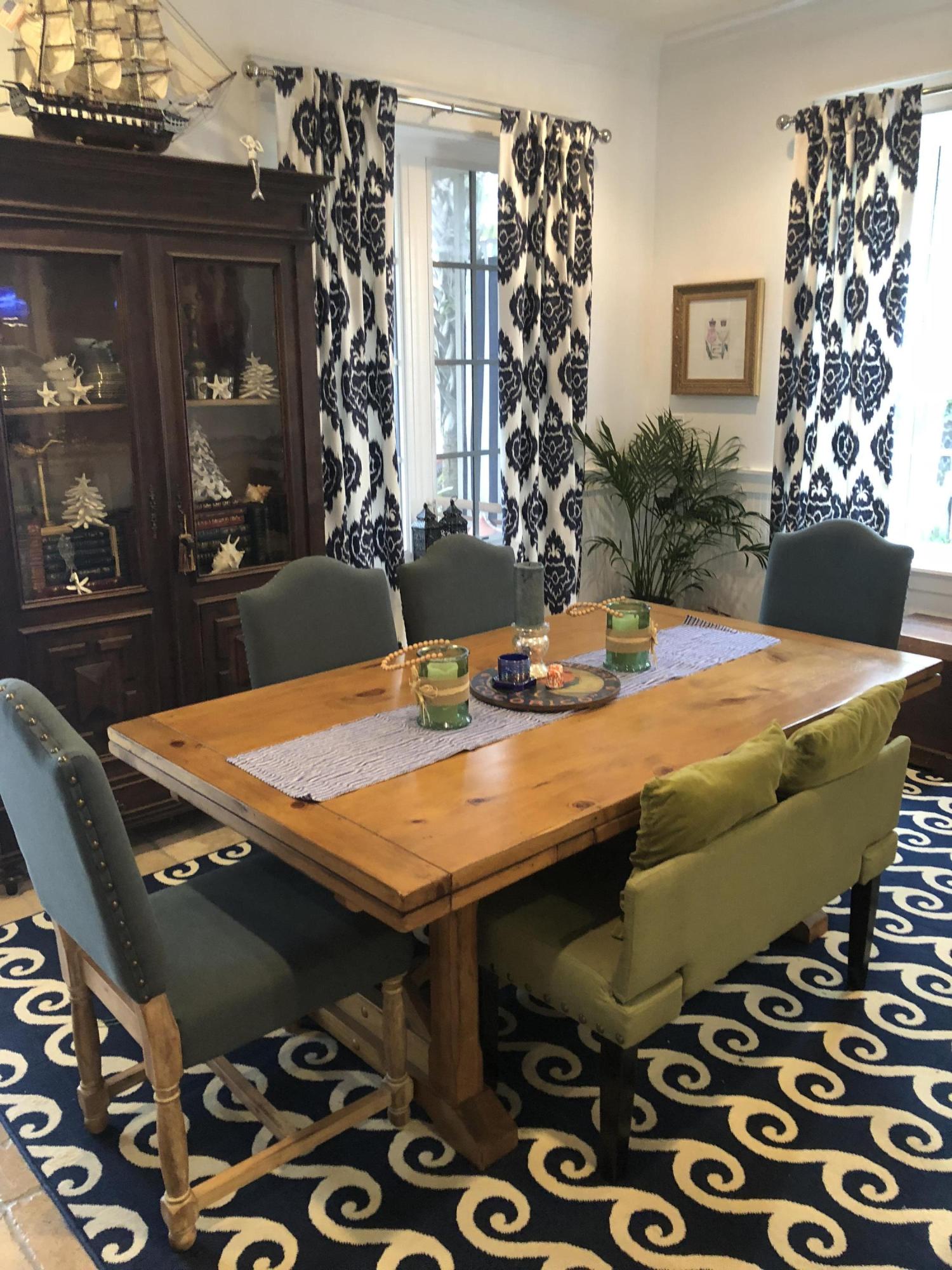 BUNGALOS AT SANDESTIN - Residential