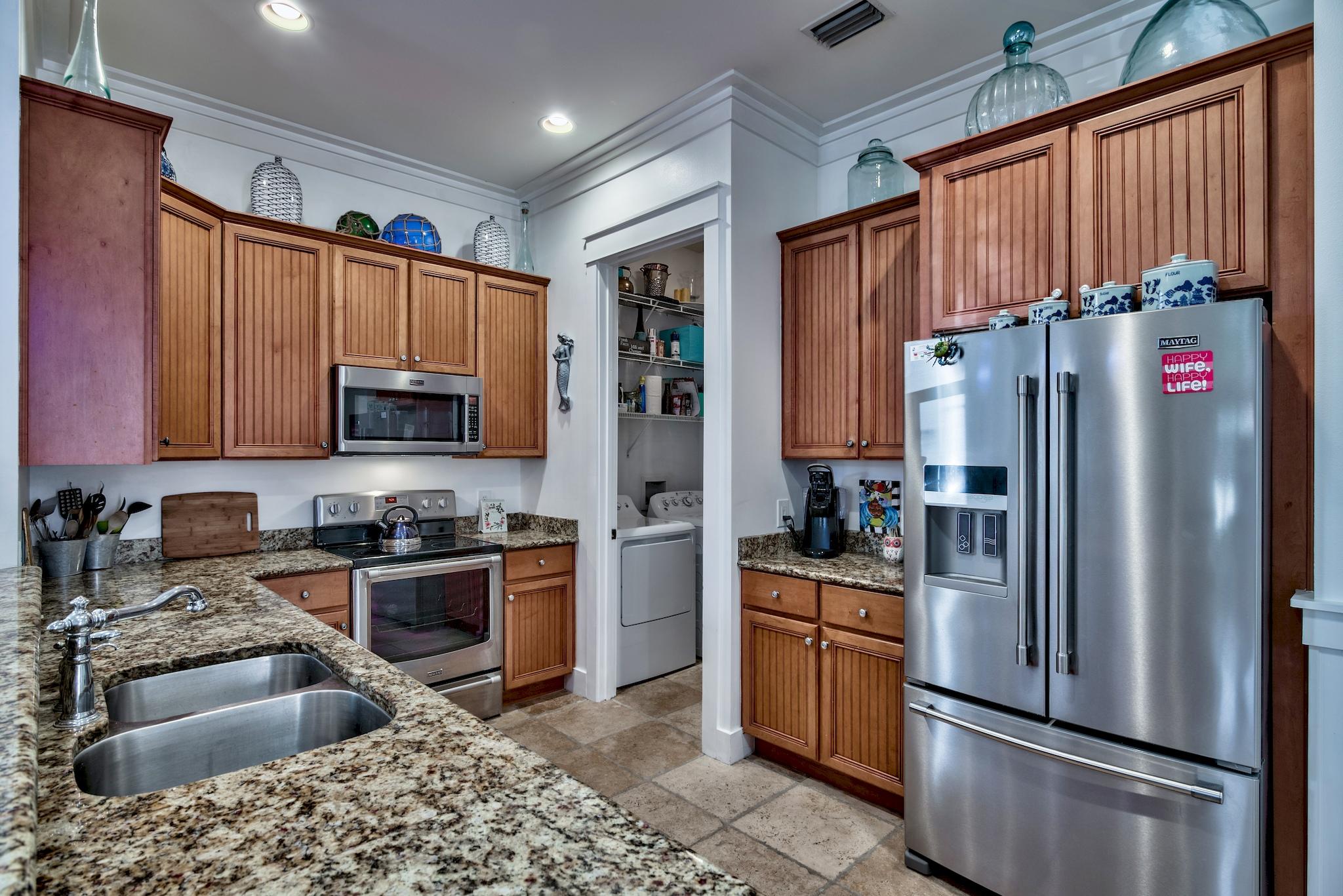 BUNGALOS AT SANDESTIN - Residential