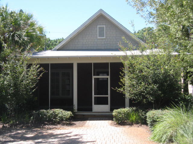 BUNGALOS AT SANDESTIN - Residential