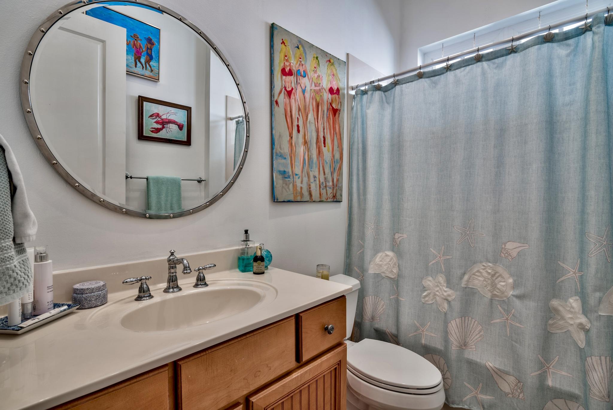 BUNGALOS AT SANDESTIN - Residential