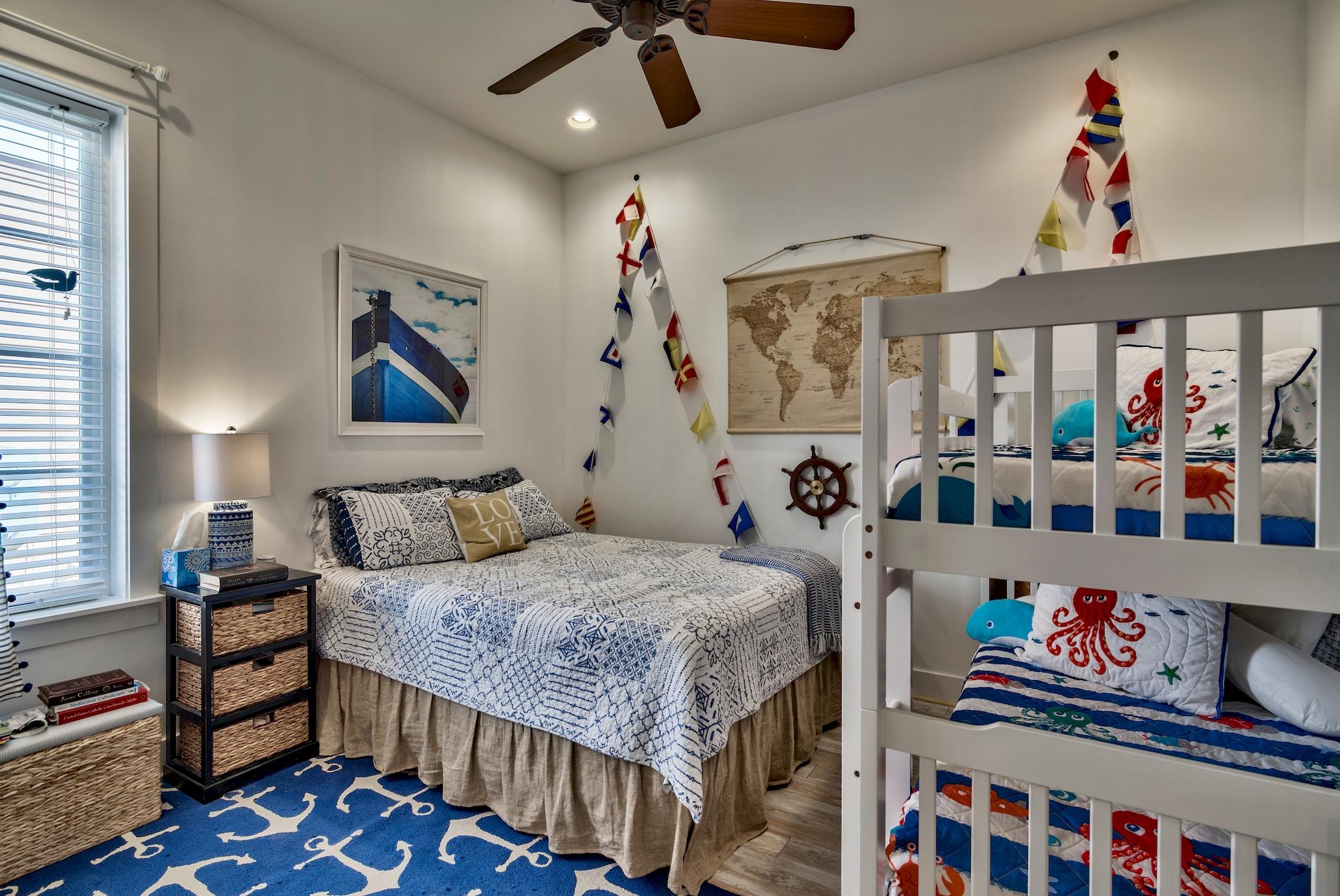 BUNGALOS AT SANDESTIN - Residential