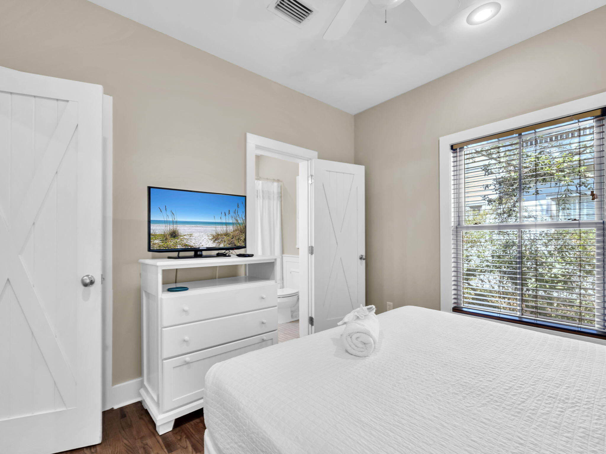 MAGNOLIA COTTAGES - Residential