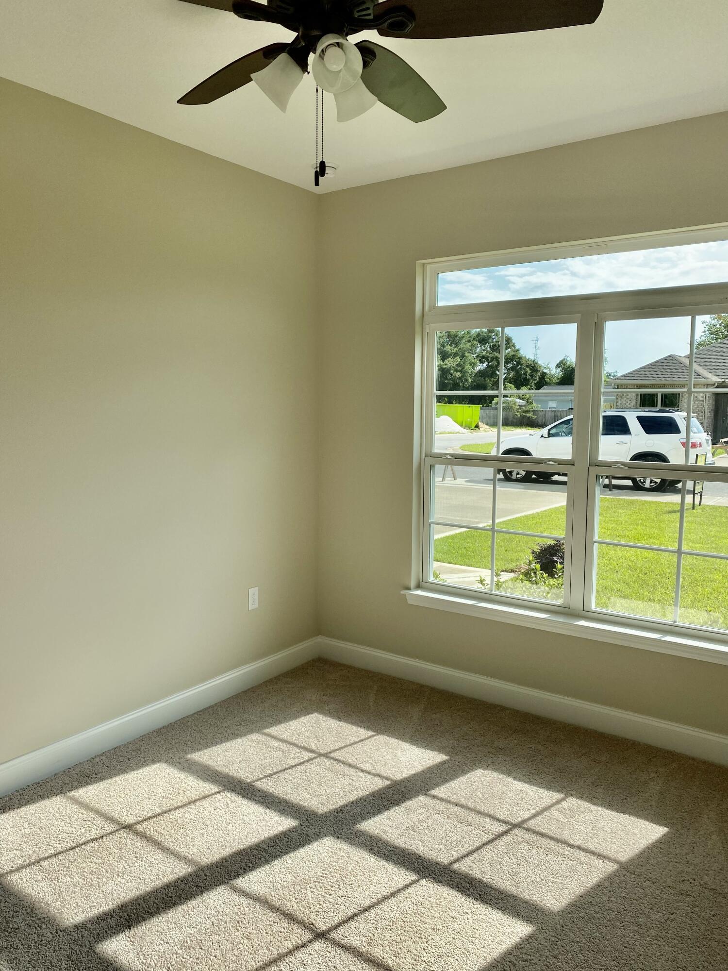 MCKENZIE MEADOWS - Residential