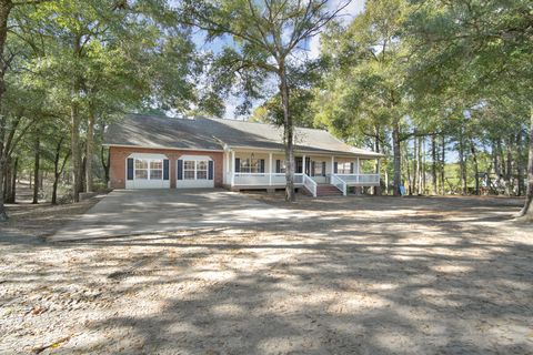 Photo of 115 steves place Place, Crestview, FL 32536 (MLS # 991611)