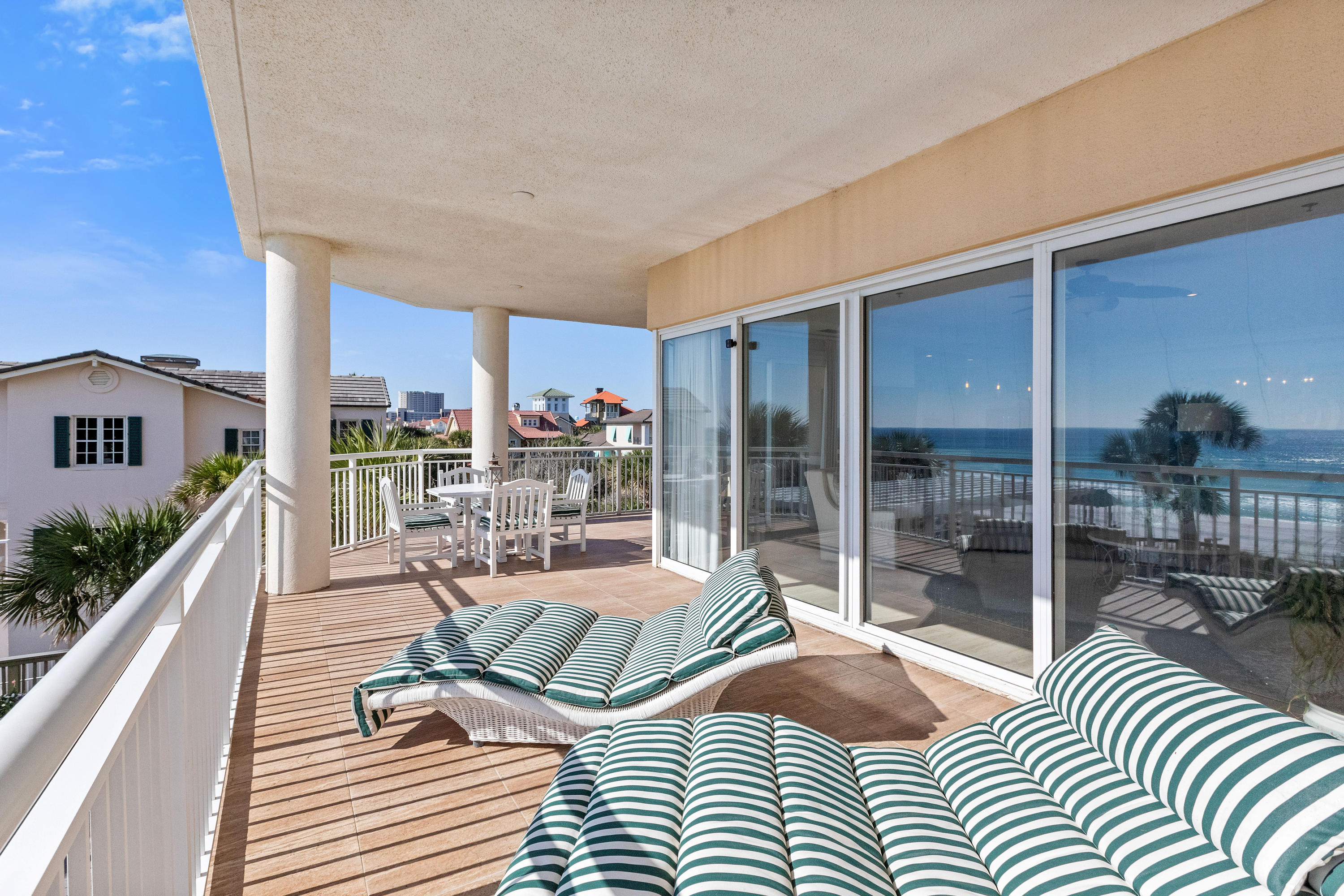 HIDDEN DUNES GRAND VILLAS - Residential