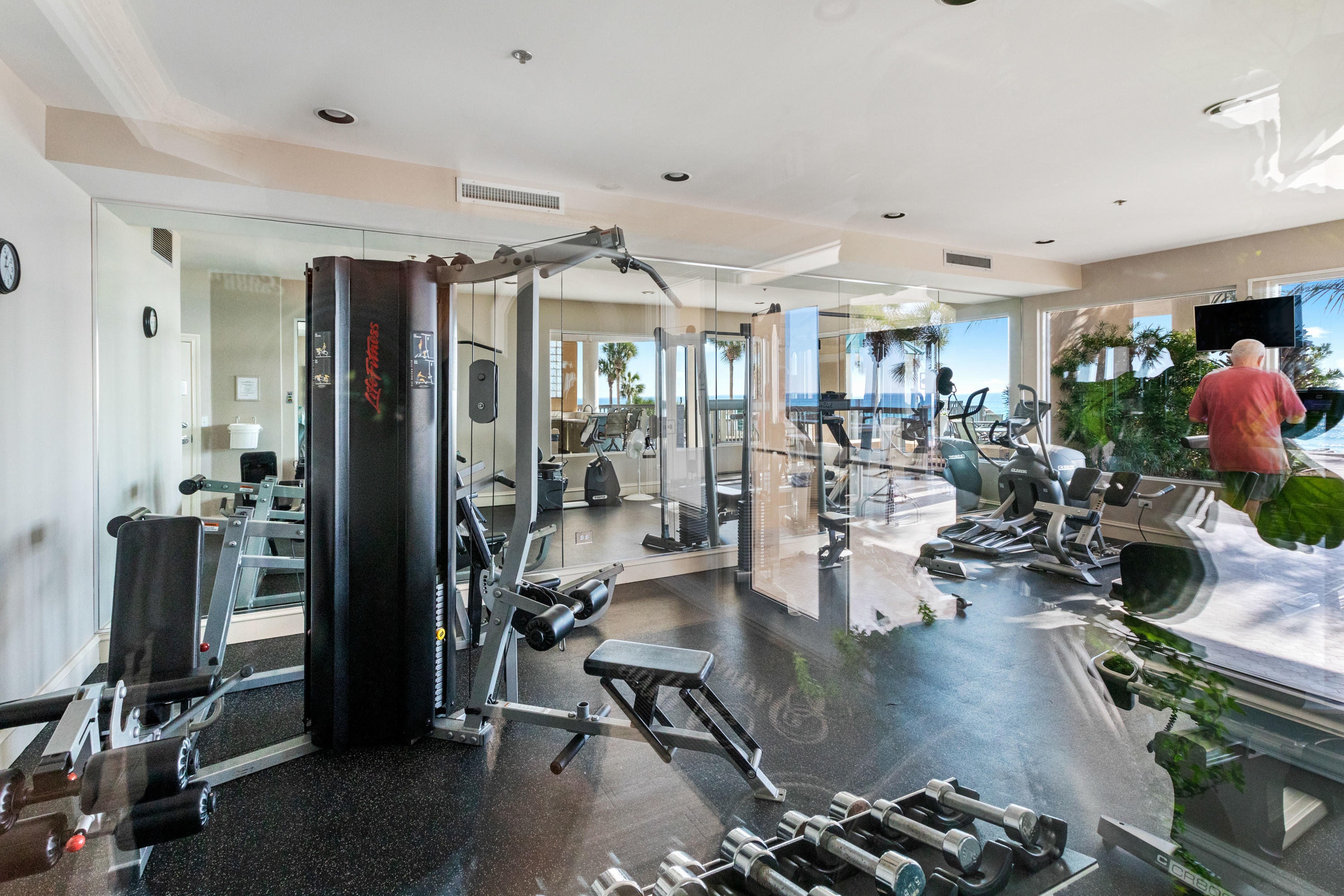 HIDDEN DUNES GRAND VILLAS - Residential