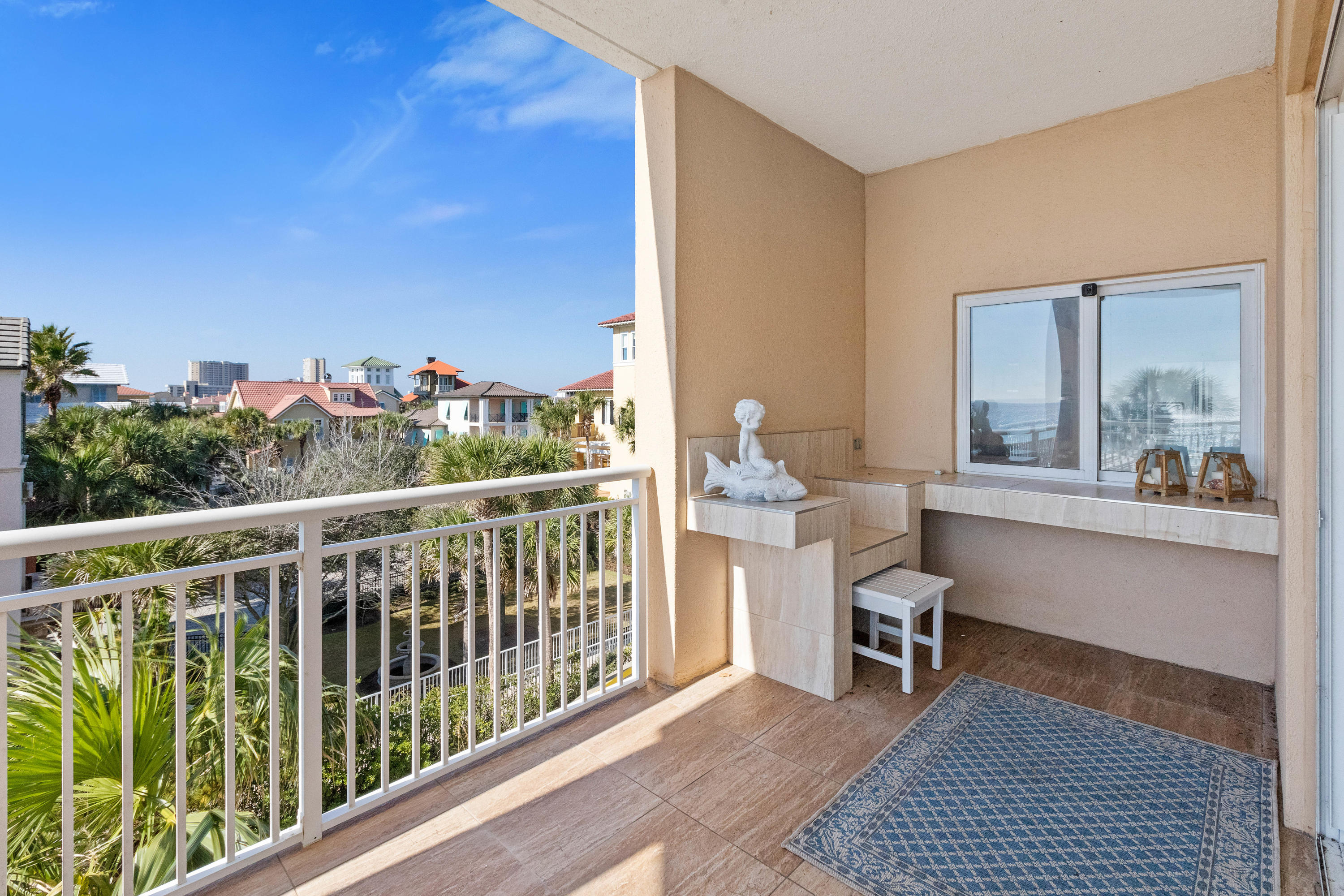 HIDDEN DUNES GRAND VILLAS - Residential