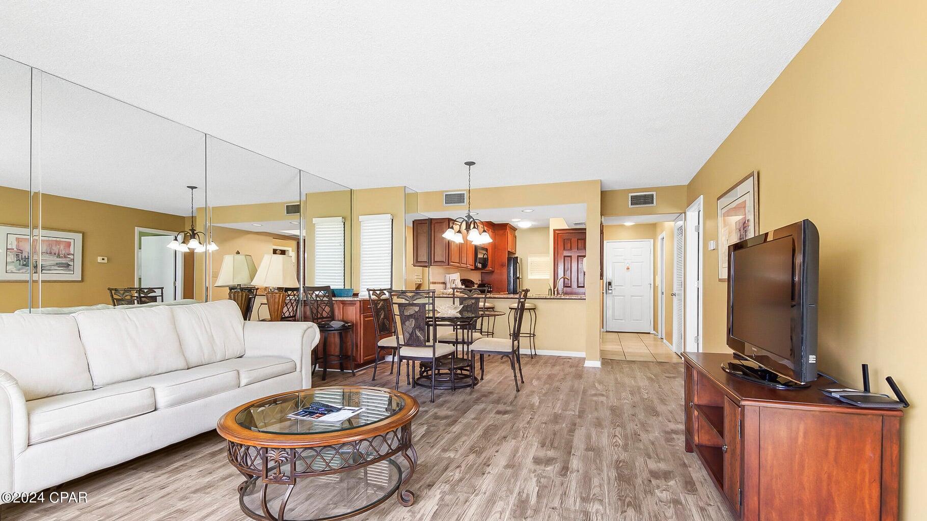 EDGEWATER GOLF VILLAS 2A CONDO - Residential