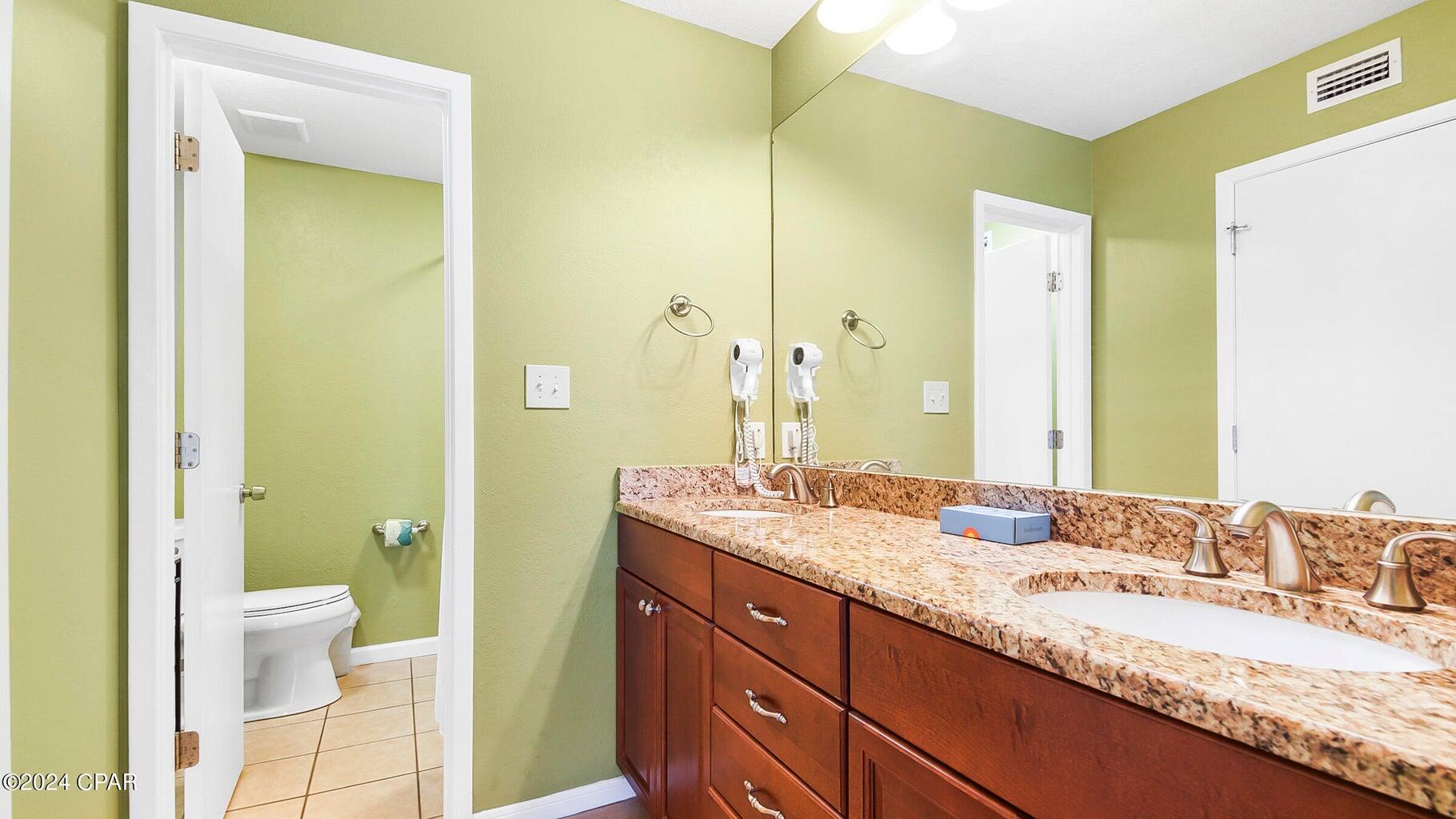 EDGEWATER GOLF VILLAS 2A CONDO - Residential