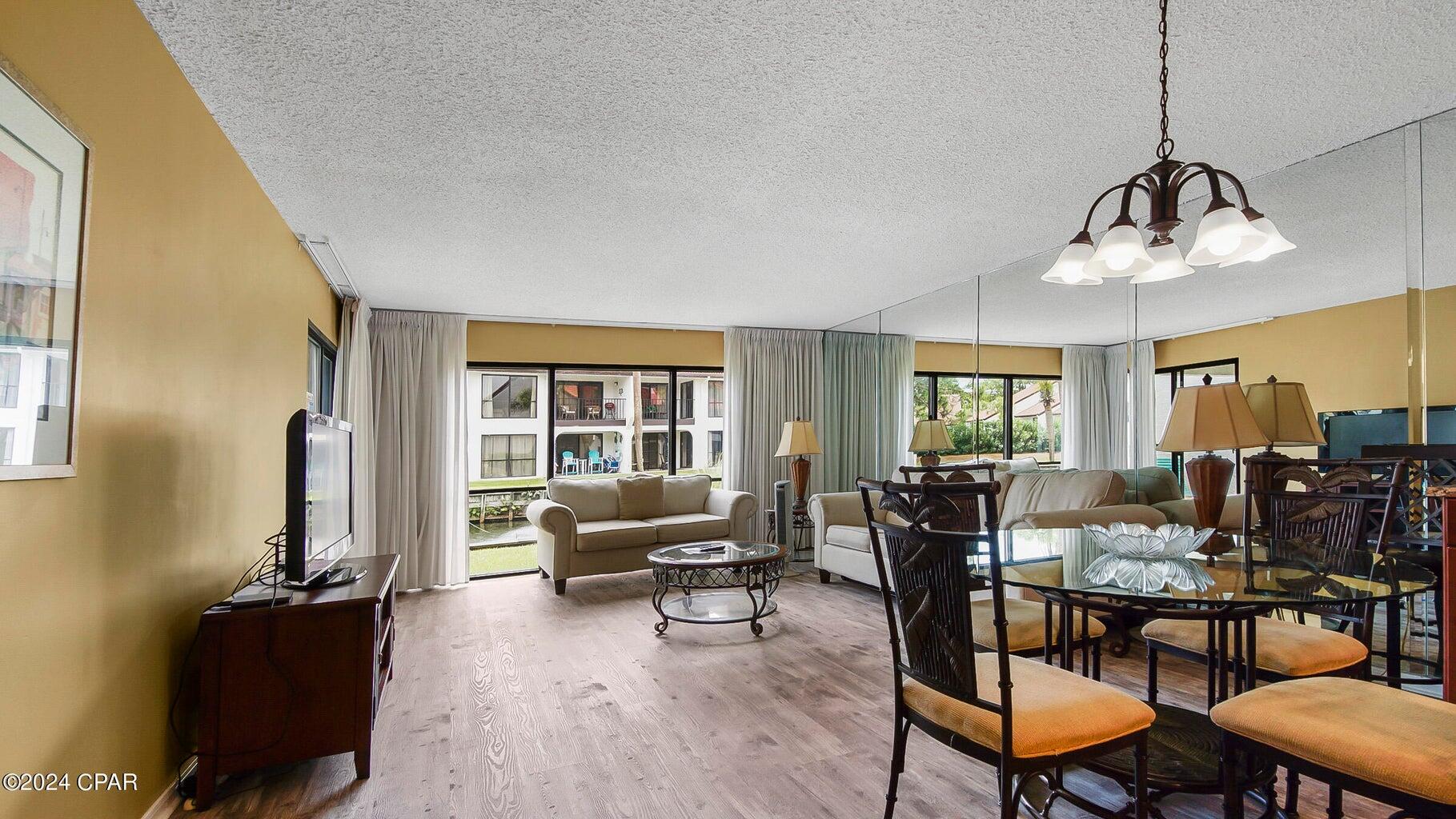 EDGEWATER GOLF VILLAS 2A CONDO - Residential
