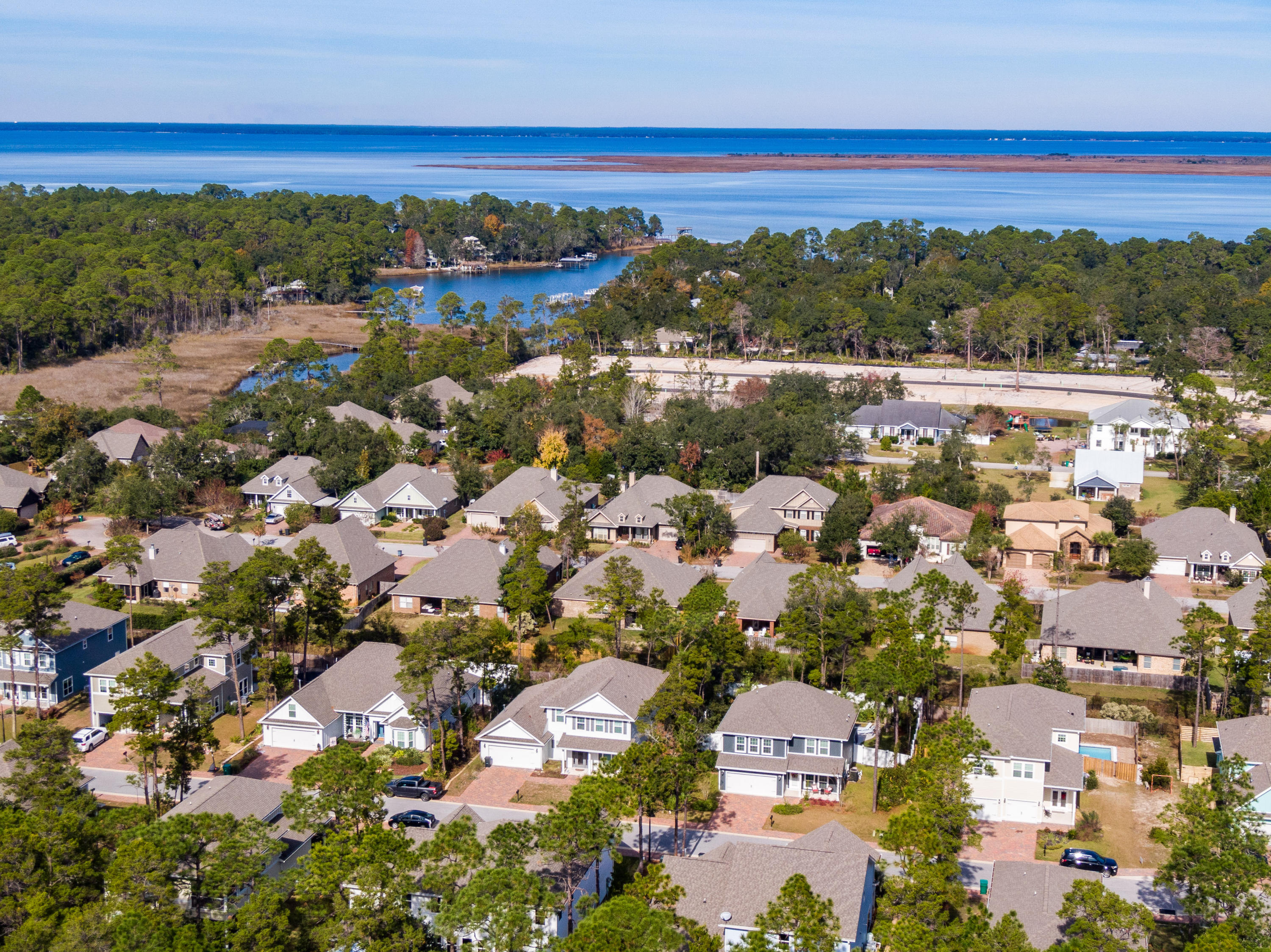 Mussett Bayou Manor - Residential