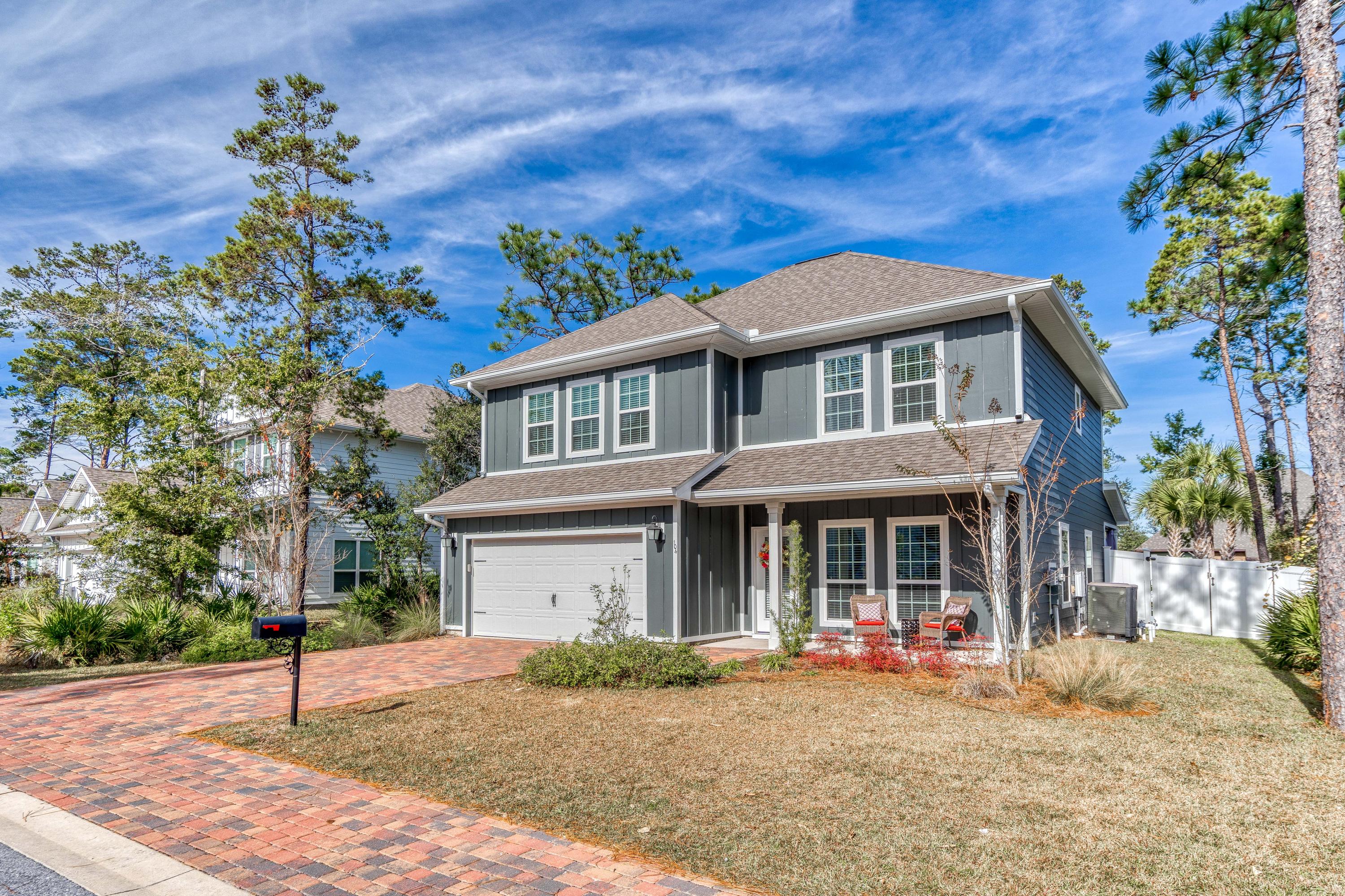 Mussett Bayou Manor - Residential