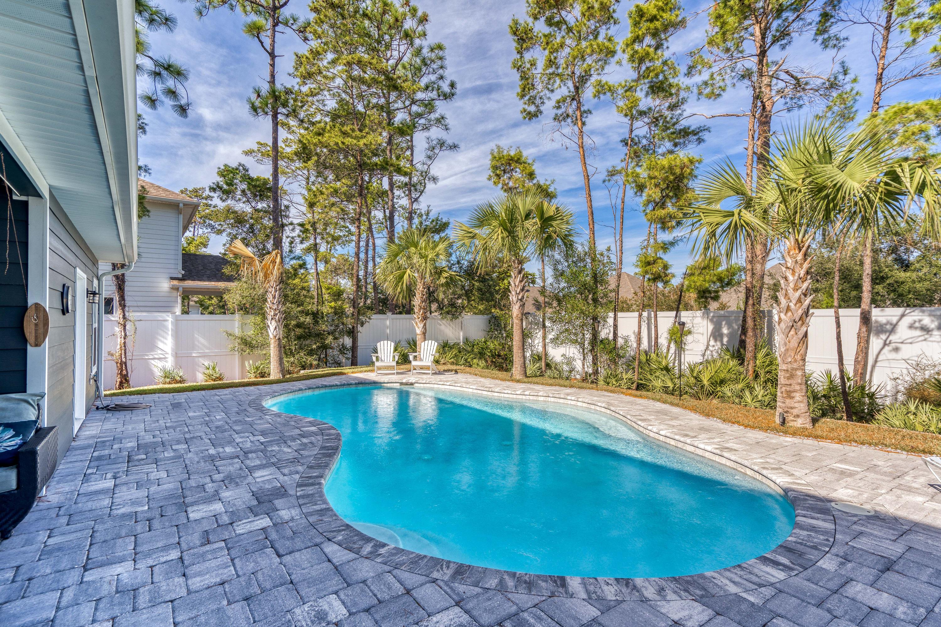 Mussett Bayou Manor - Residential