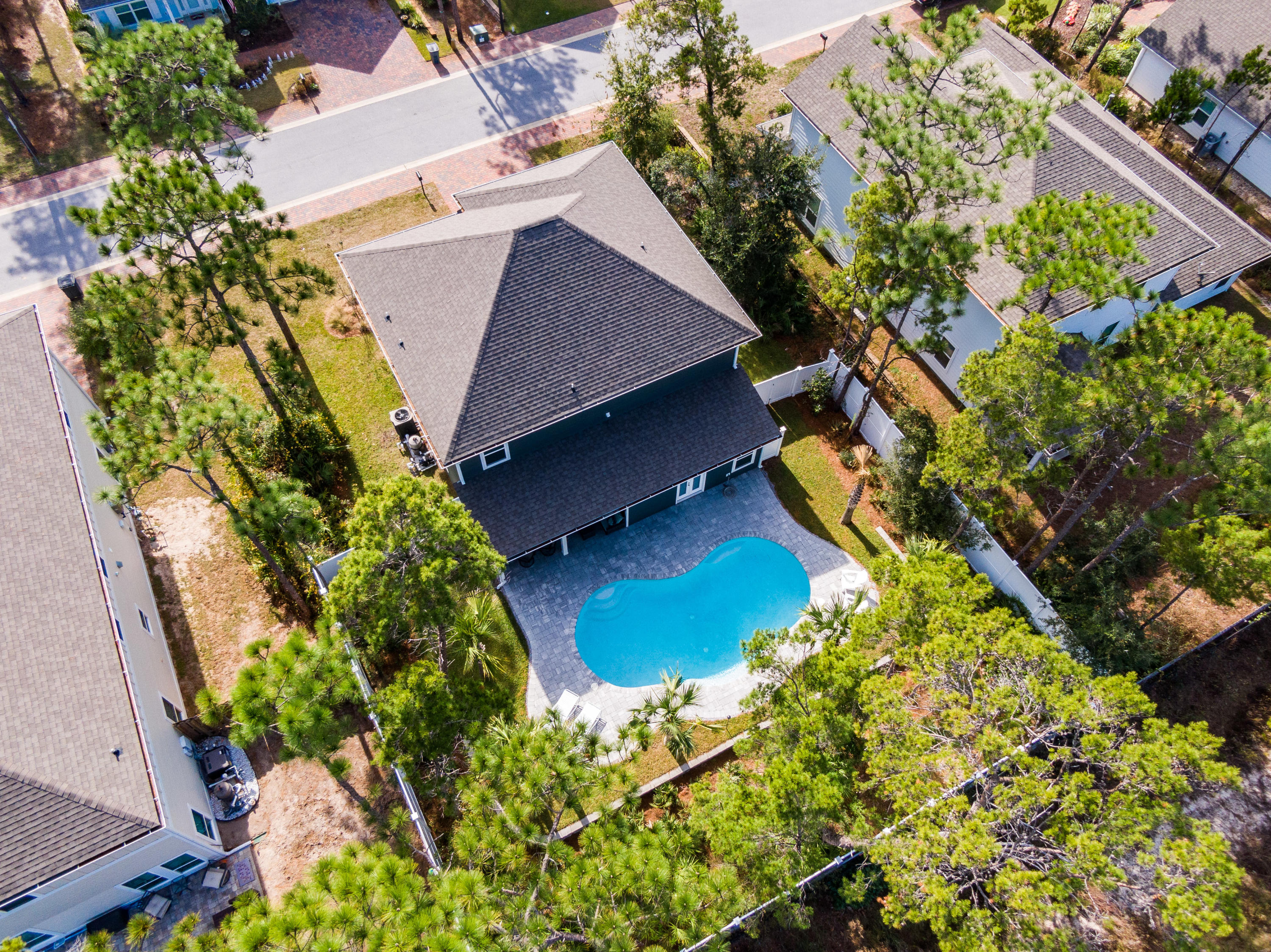 Mussett Bayou Manor - Residential