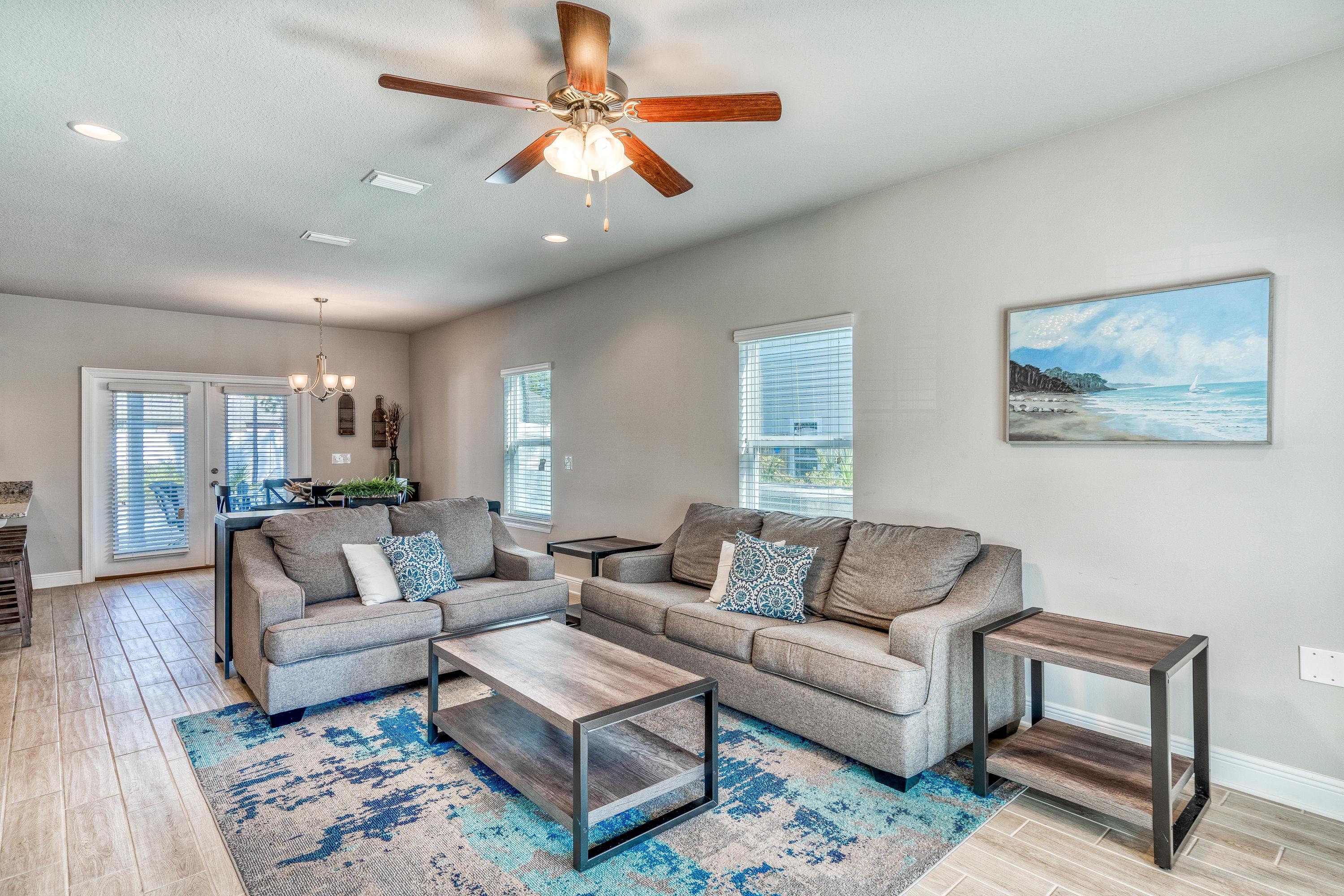 Mussett Bayou Manor - Residential