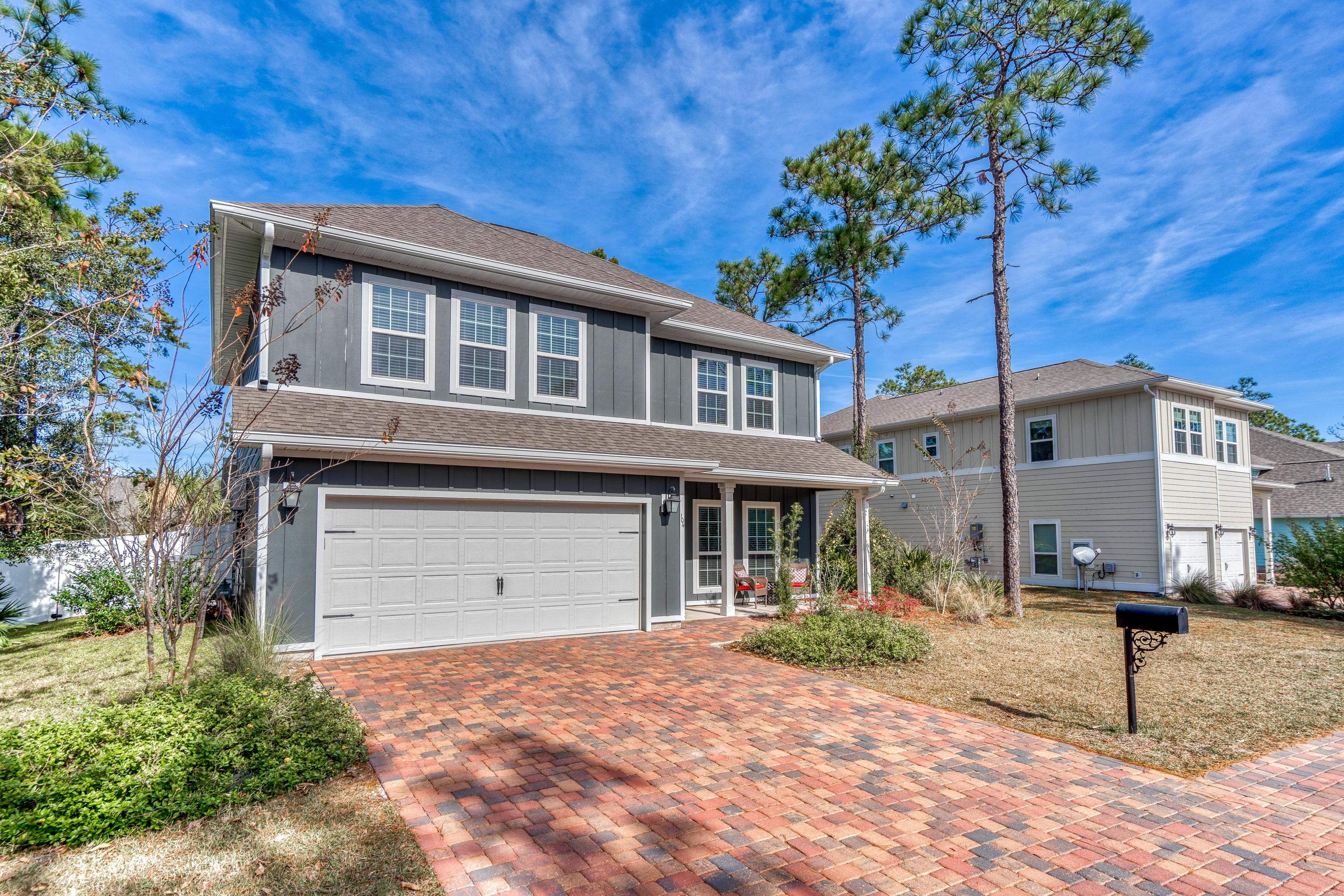 Mussett Bayou Manor - Residential