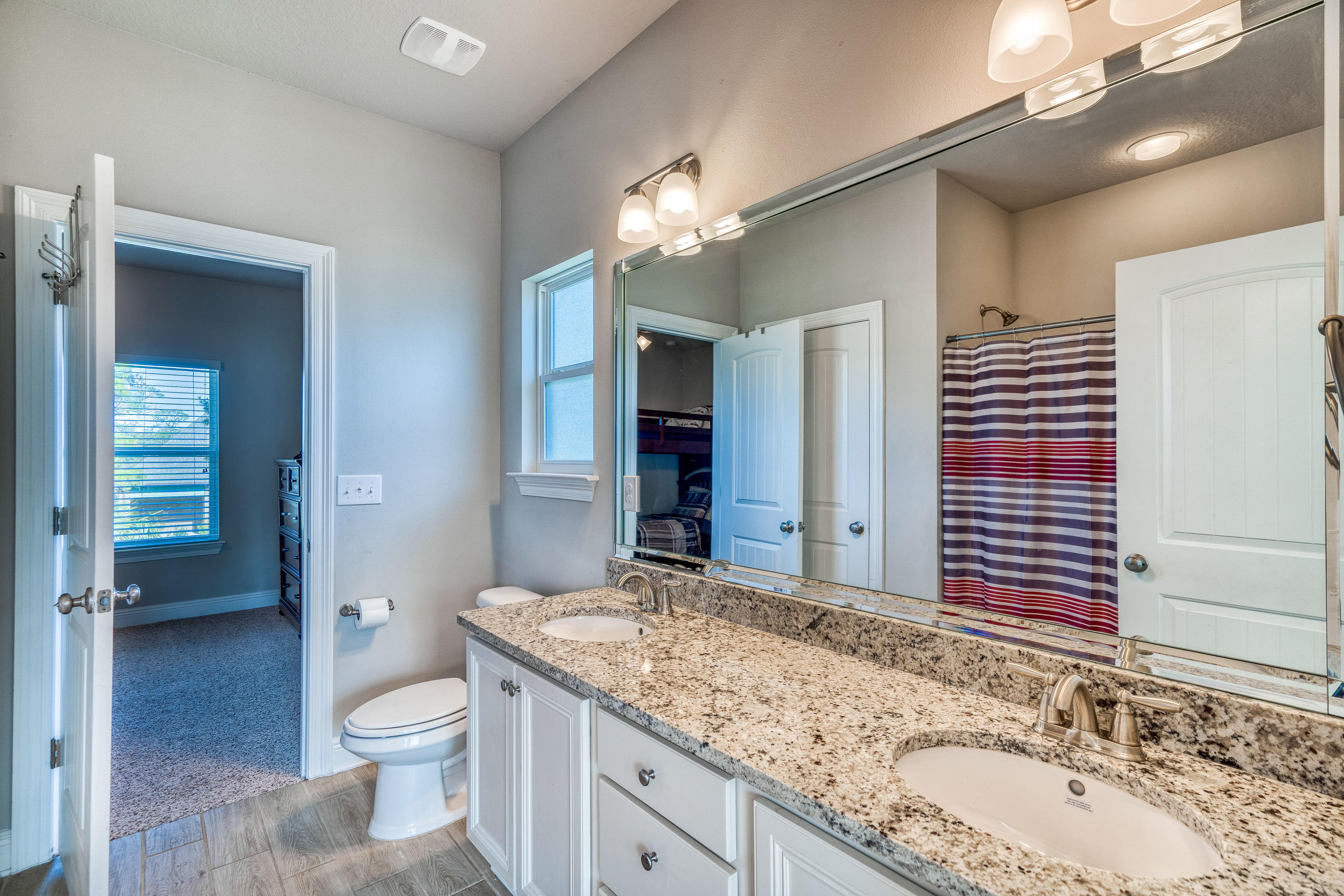 Mussett Bayou Manor - Residential