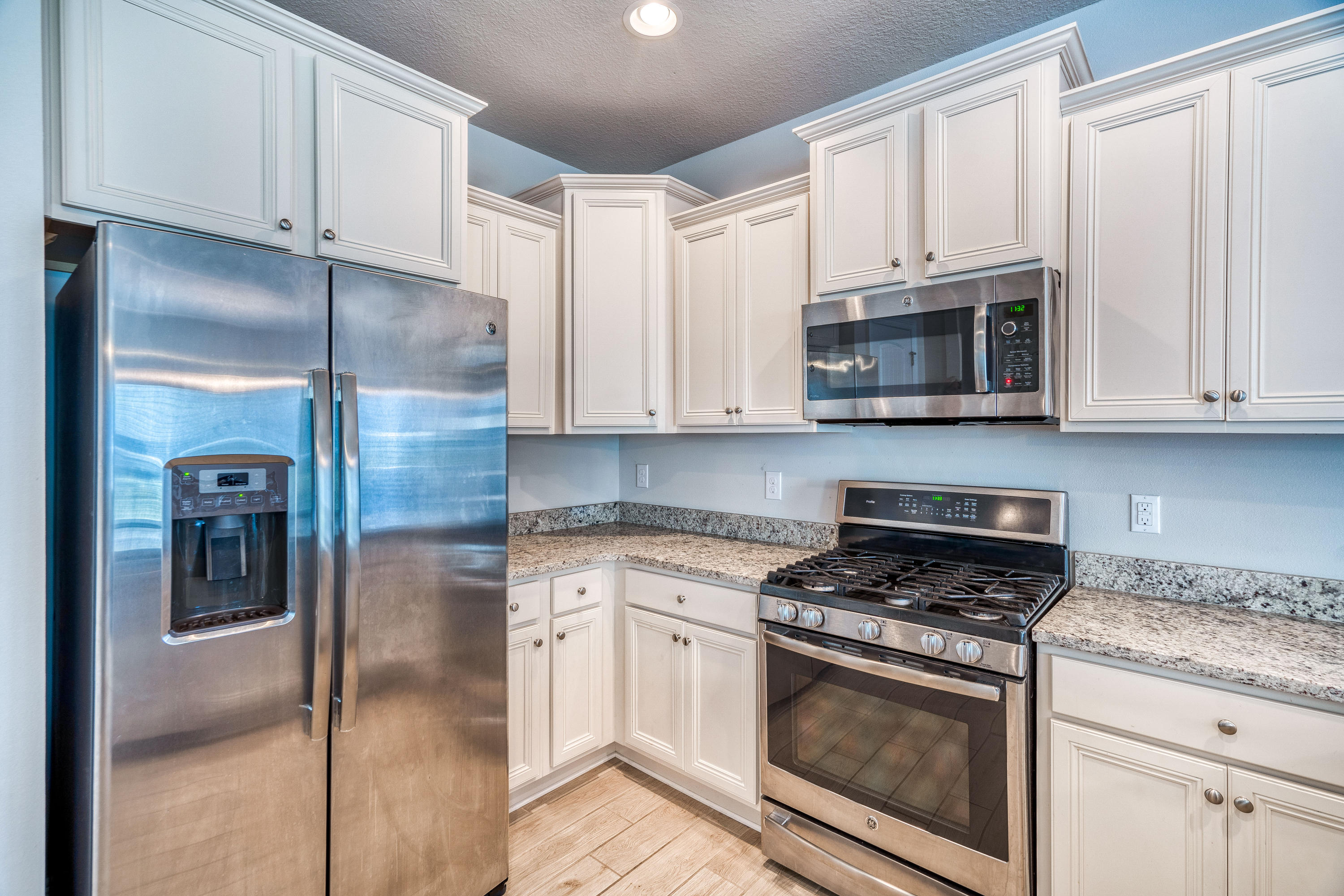 Mussett Bayou Manor - Residential