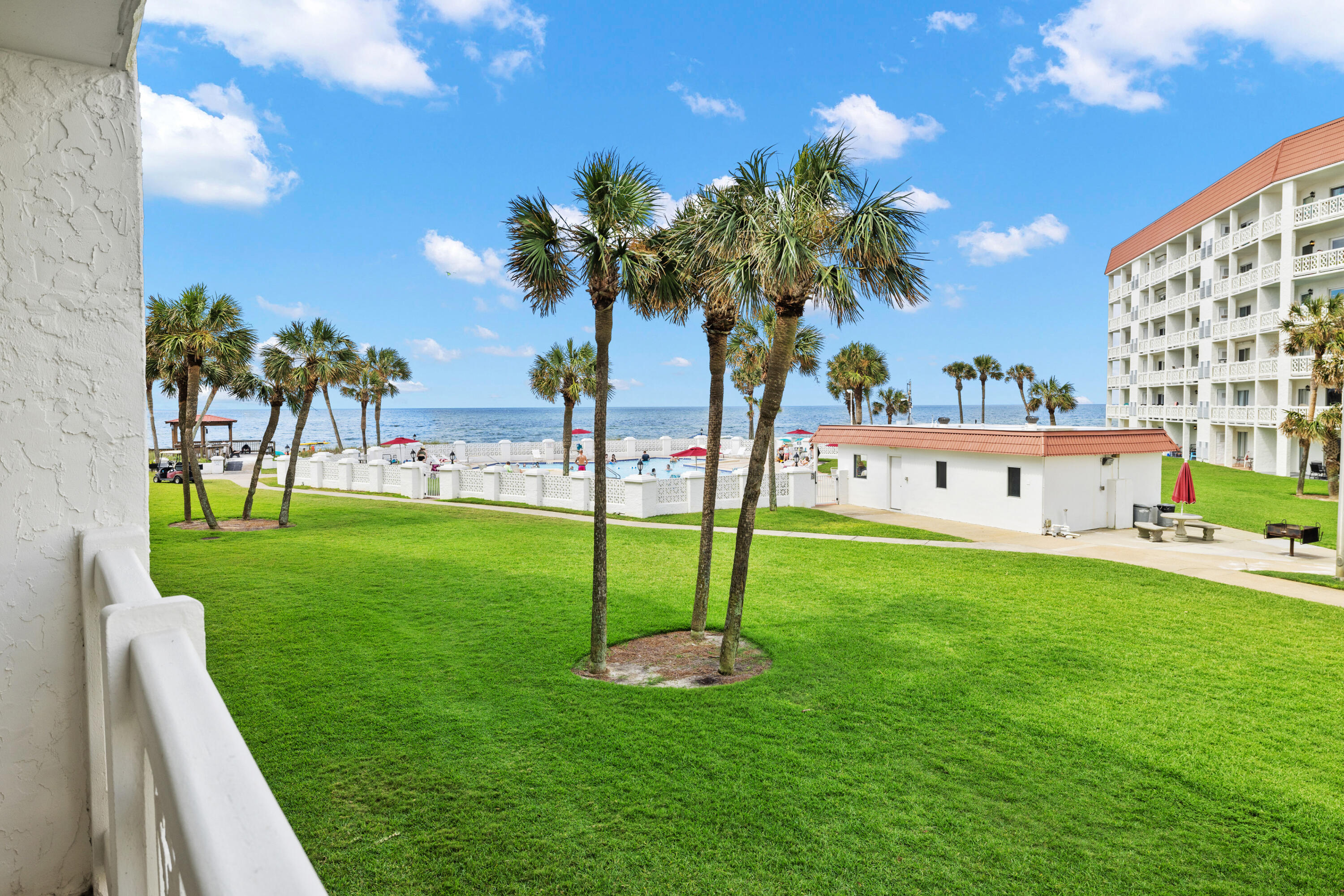 EL MATADOR CONDO - Residential Lease