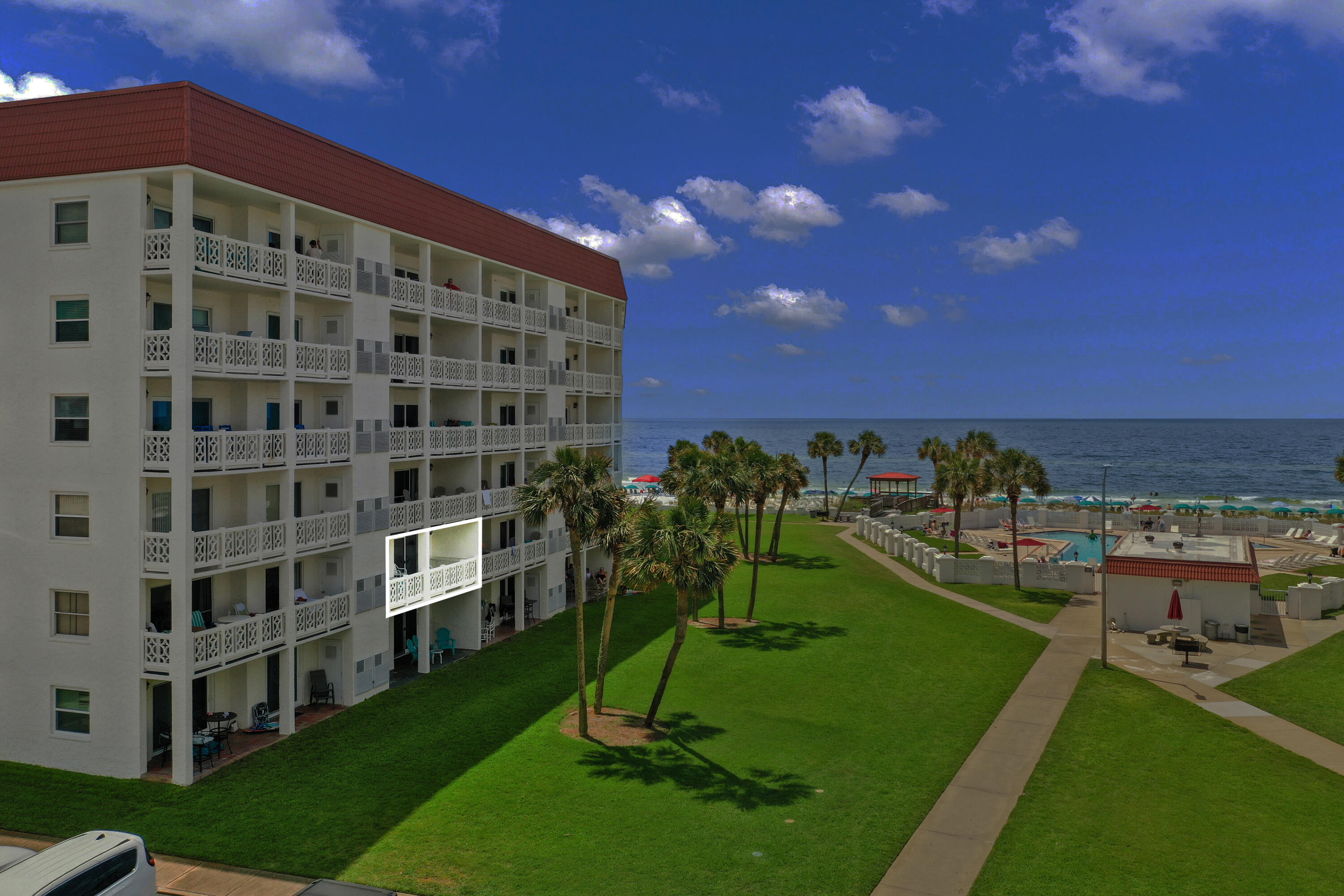 EL MATADOR CONDO - Residential Lease